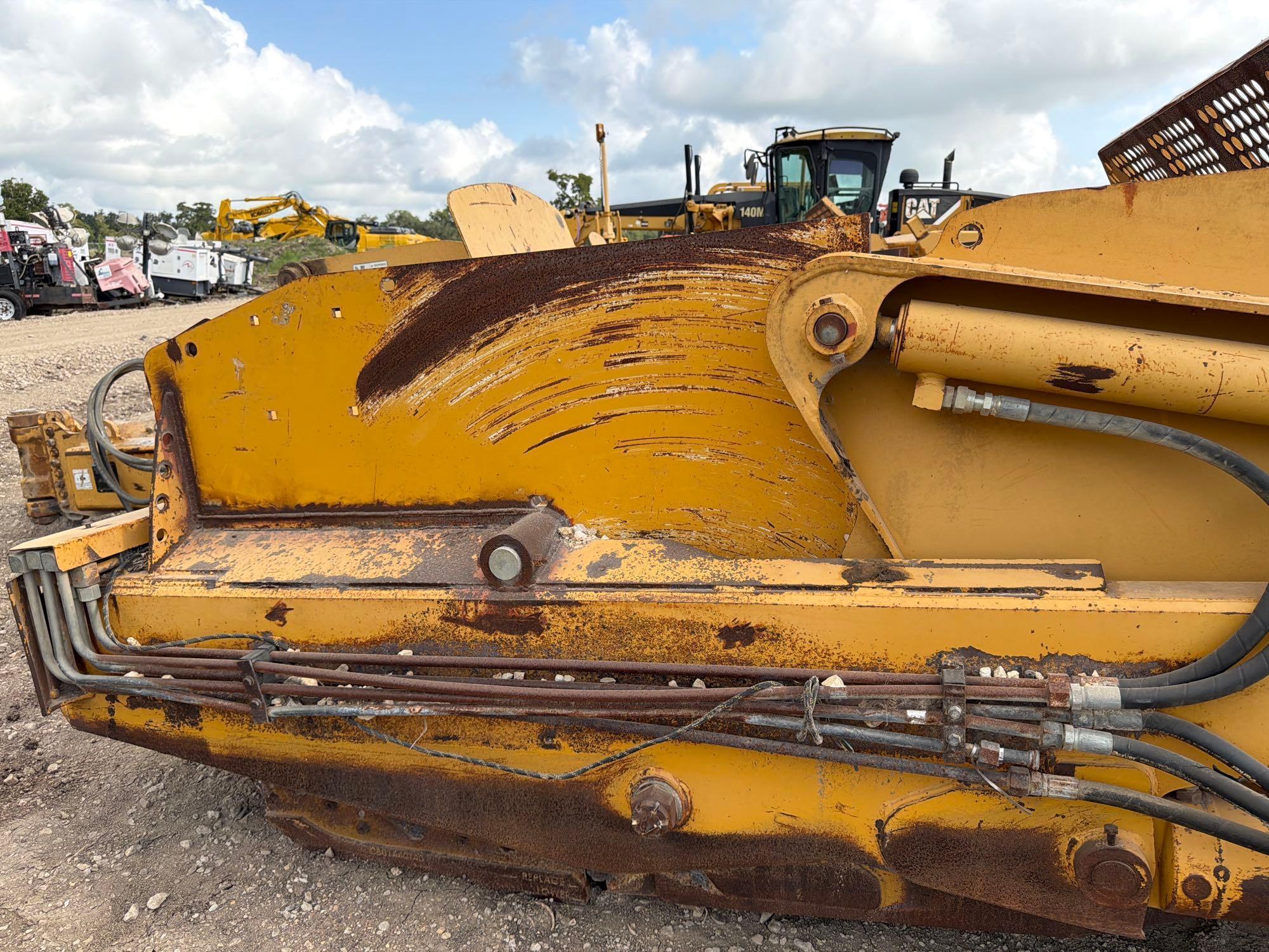 2004 John Deere 1812C