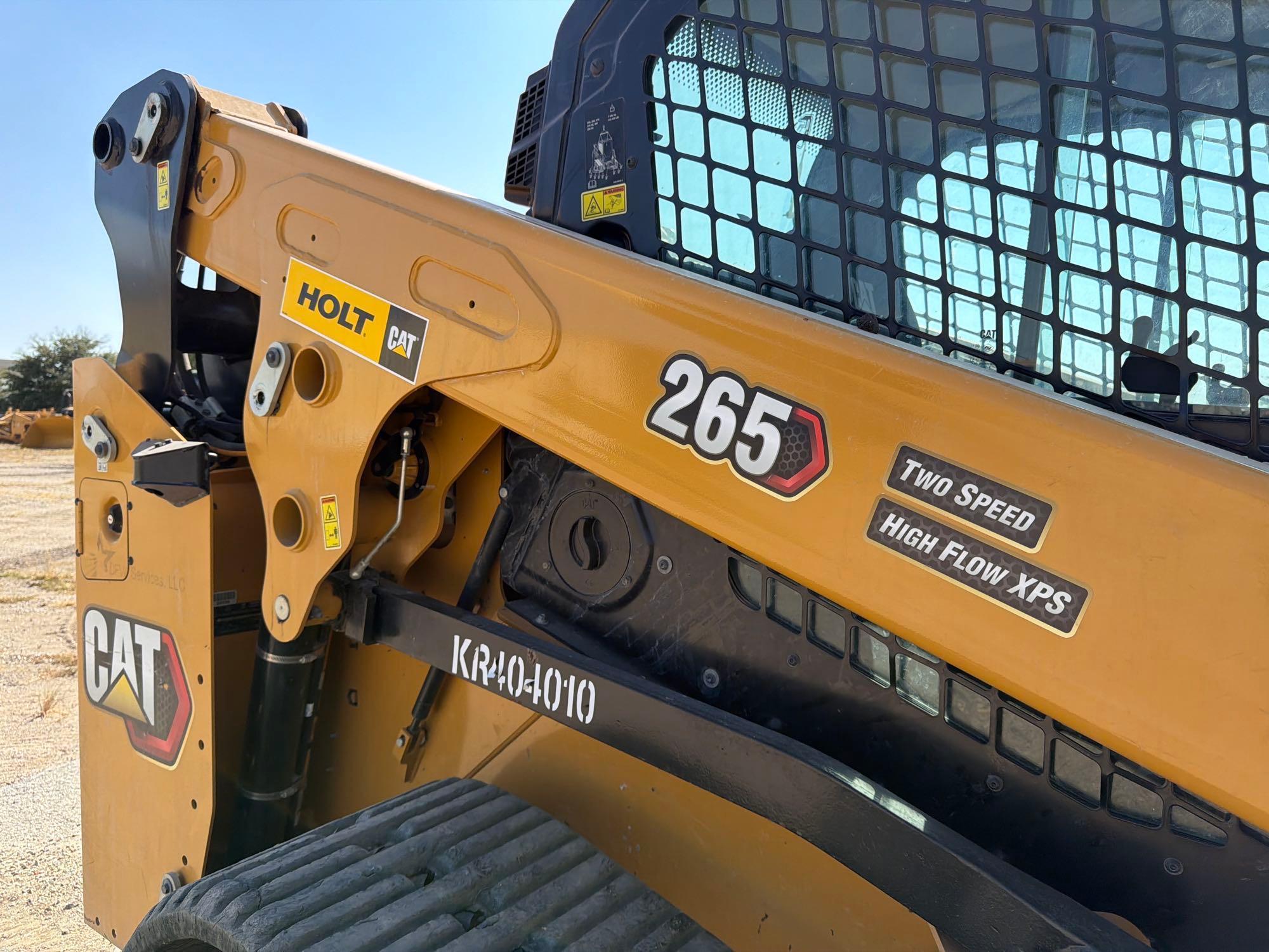 2025 Caterpillar 265
