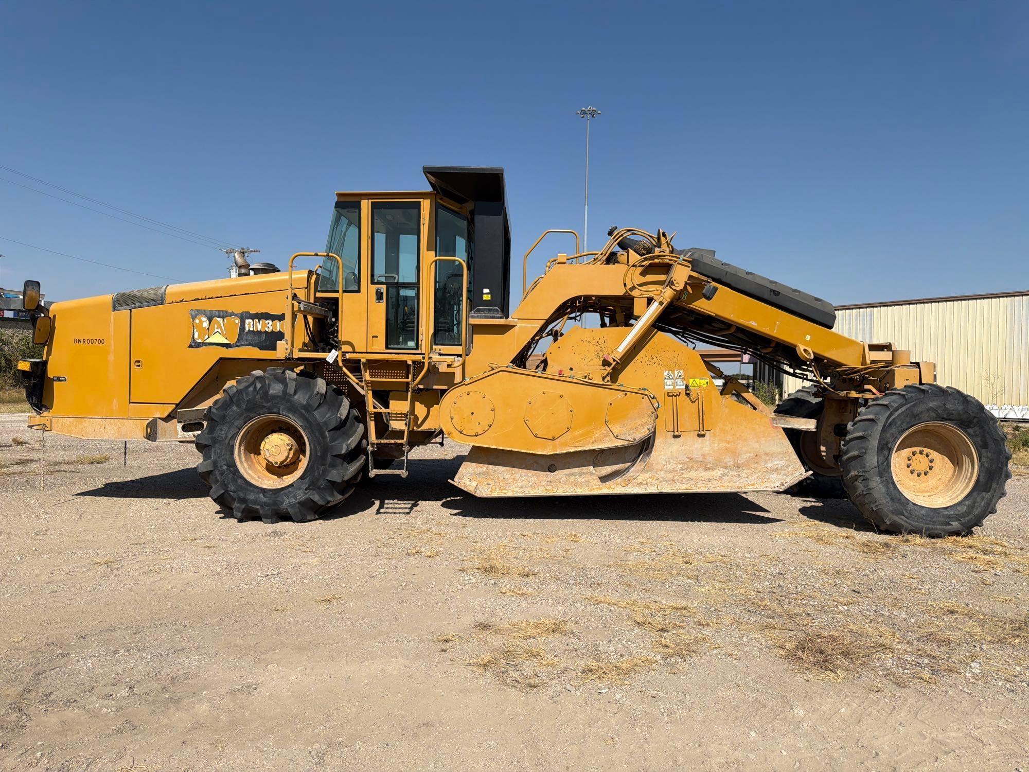 Photo of 2015 Caterpillar RM-300
