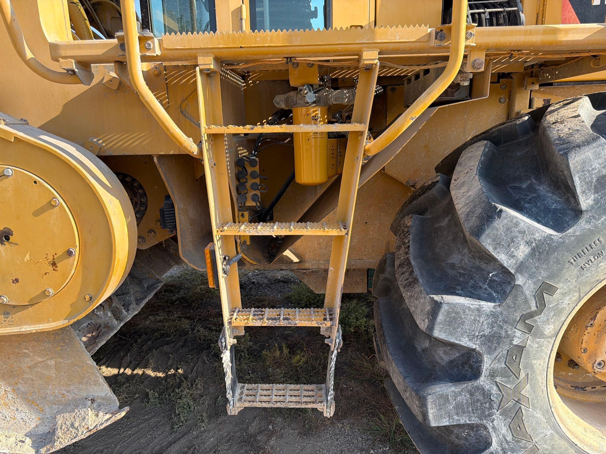 2015 Caterpillar RM-300