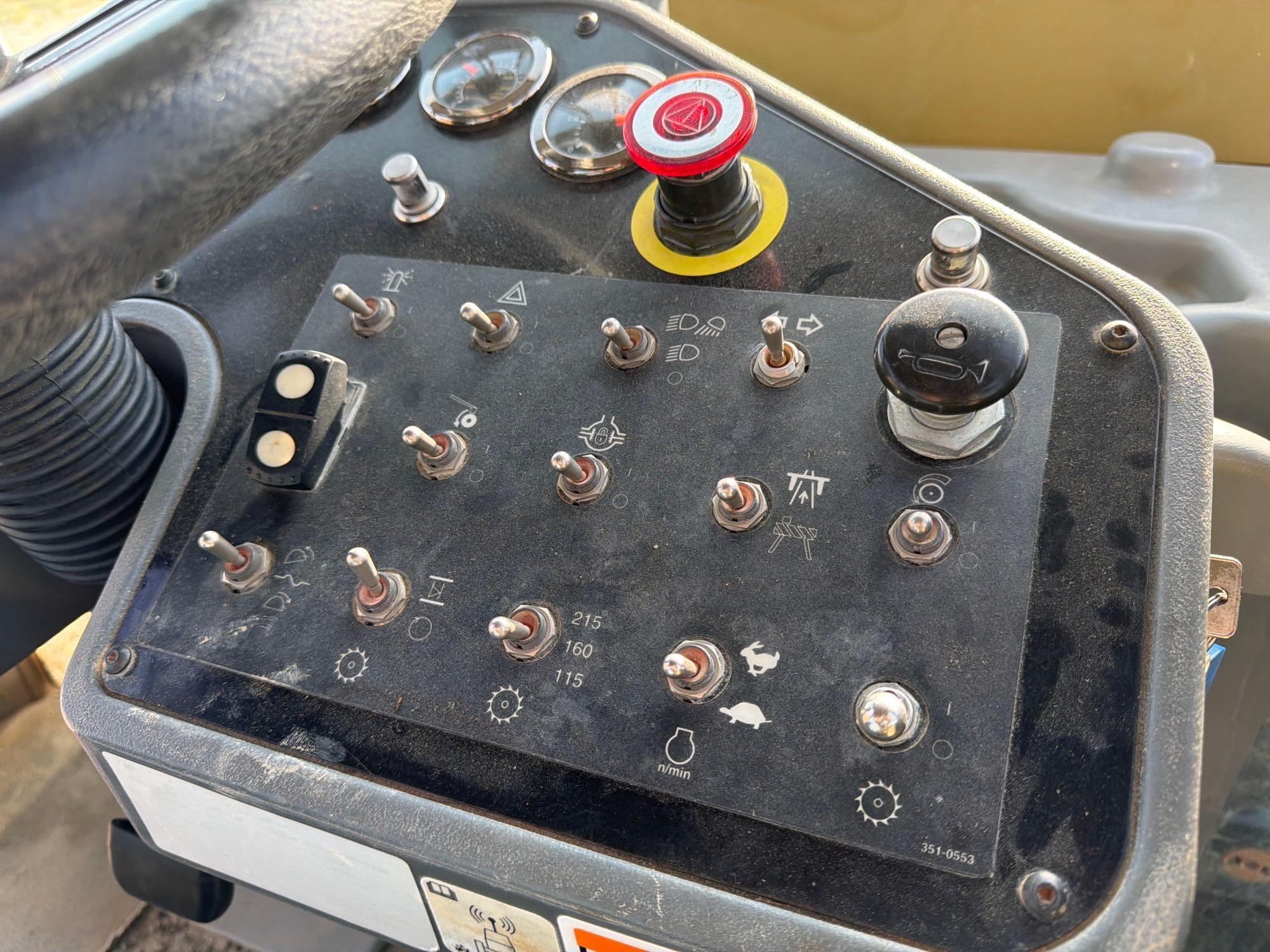 2015 Caterpillar RM-300