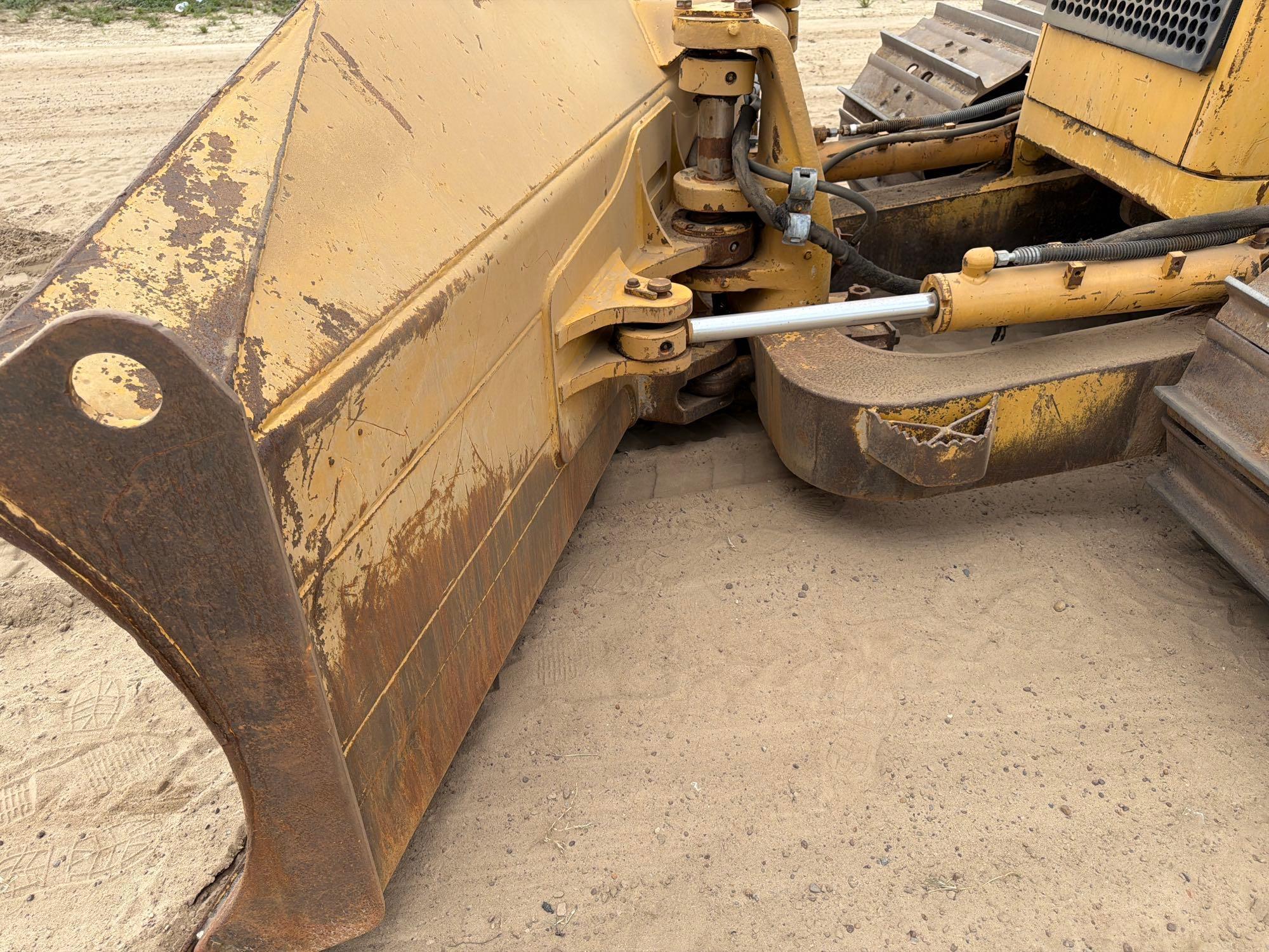 2006 Caterpillar D5N LGP
