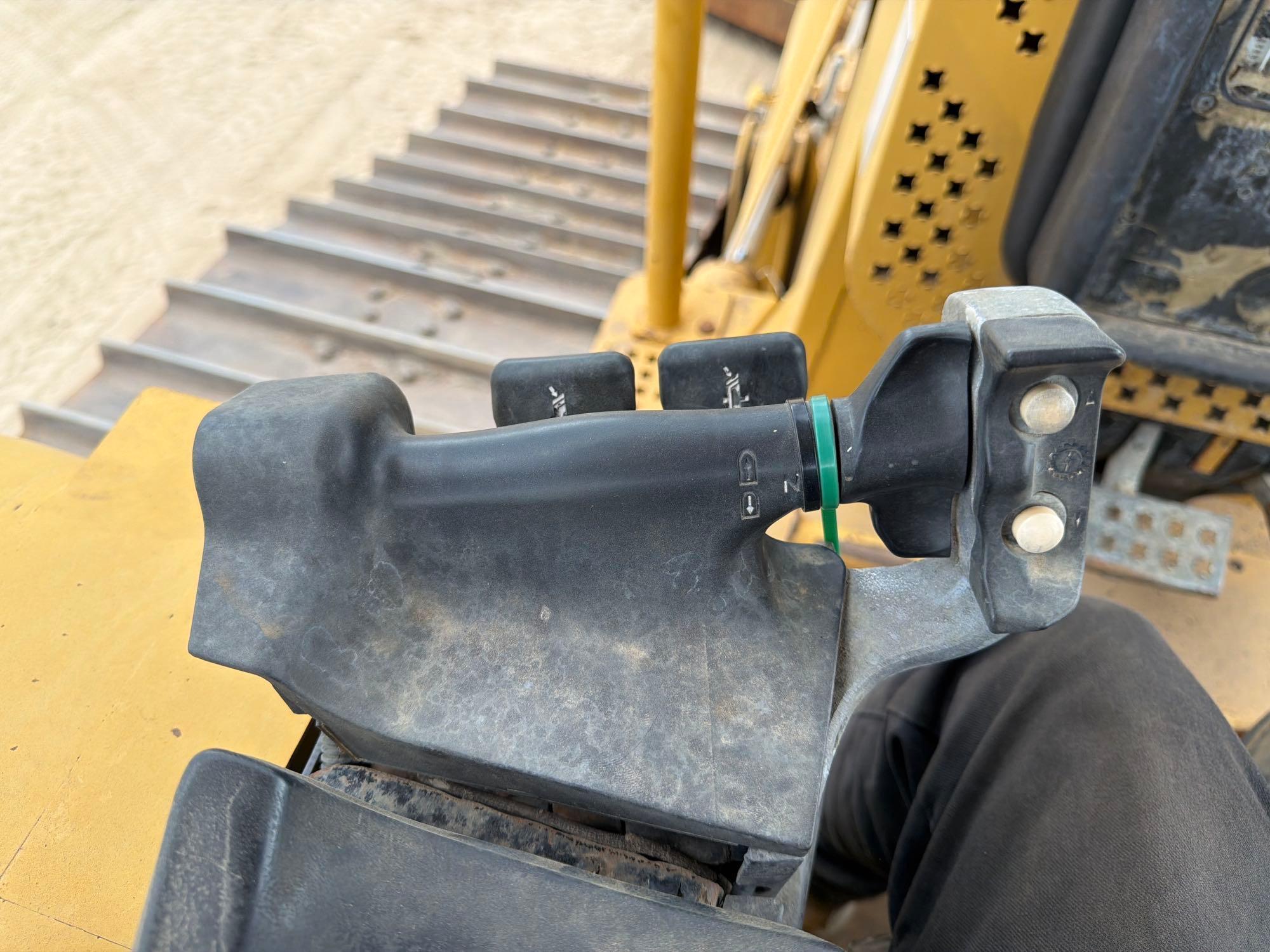 2006 Caterpillar D5N LGP