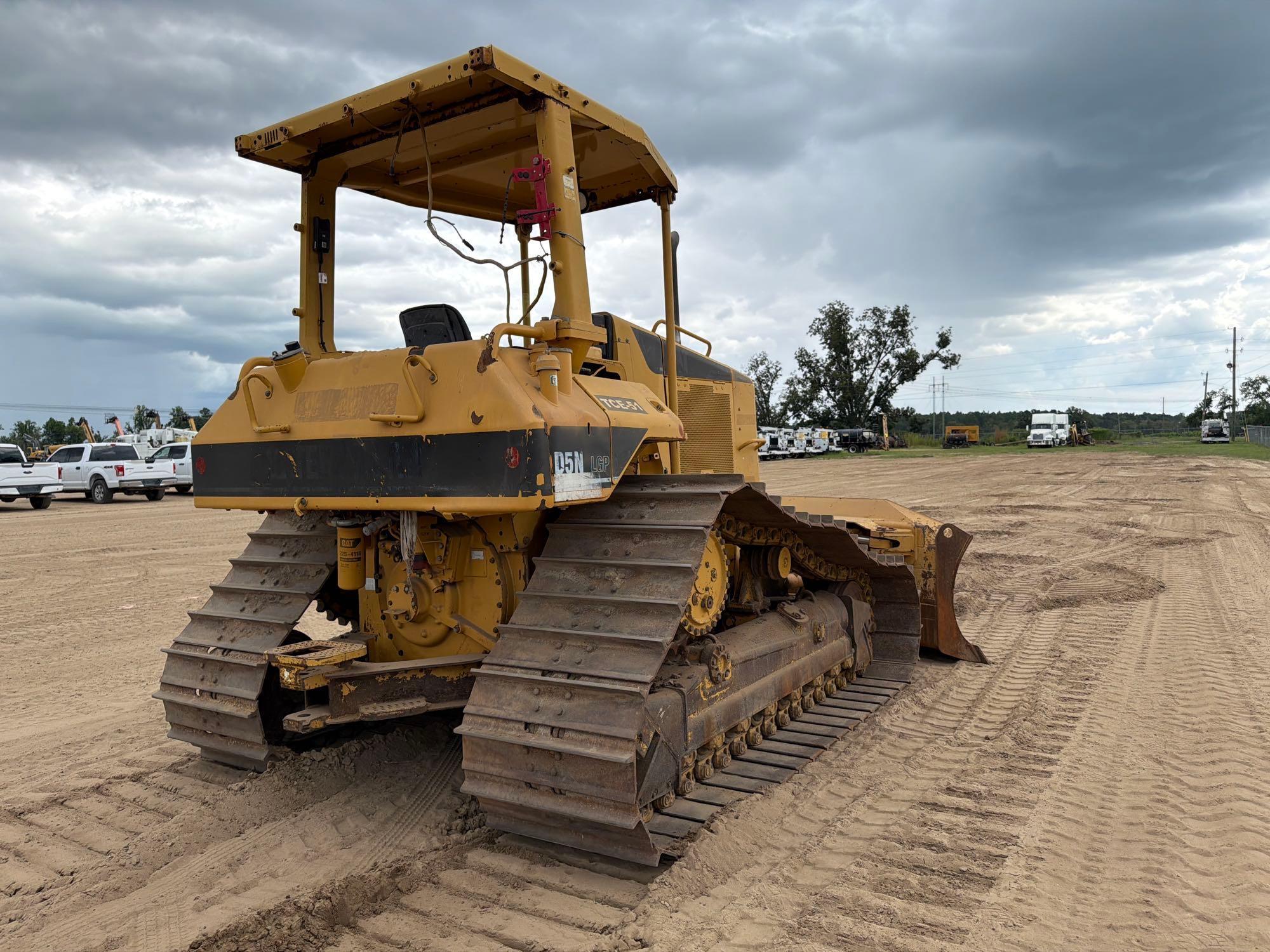 2006 Caterpillar D5N LGP