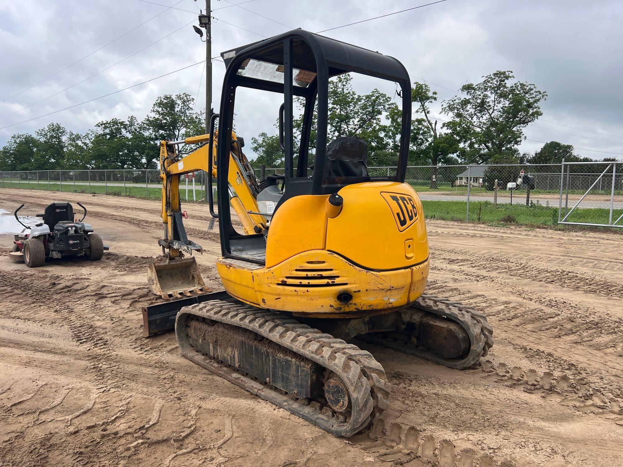 2004 JCB 8032ZTS