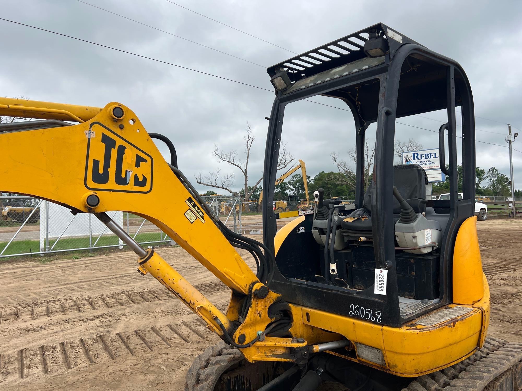 2004 JCB 8032ZTS