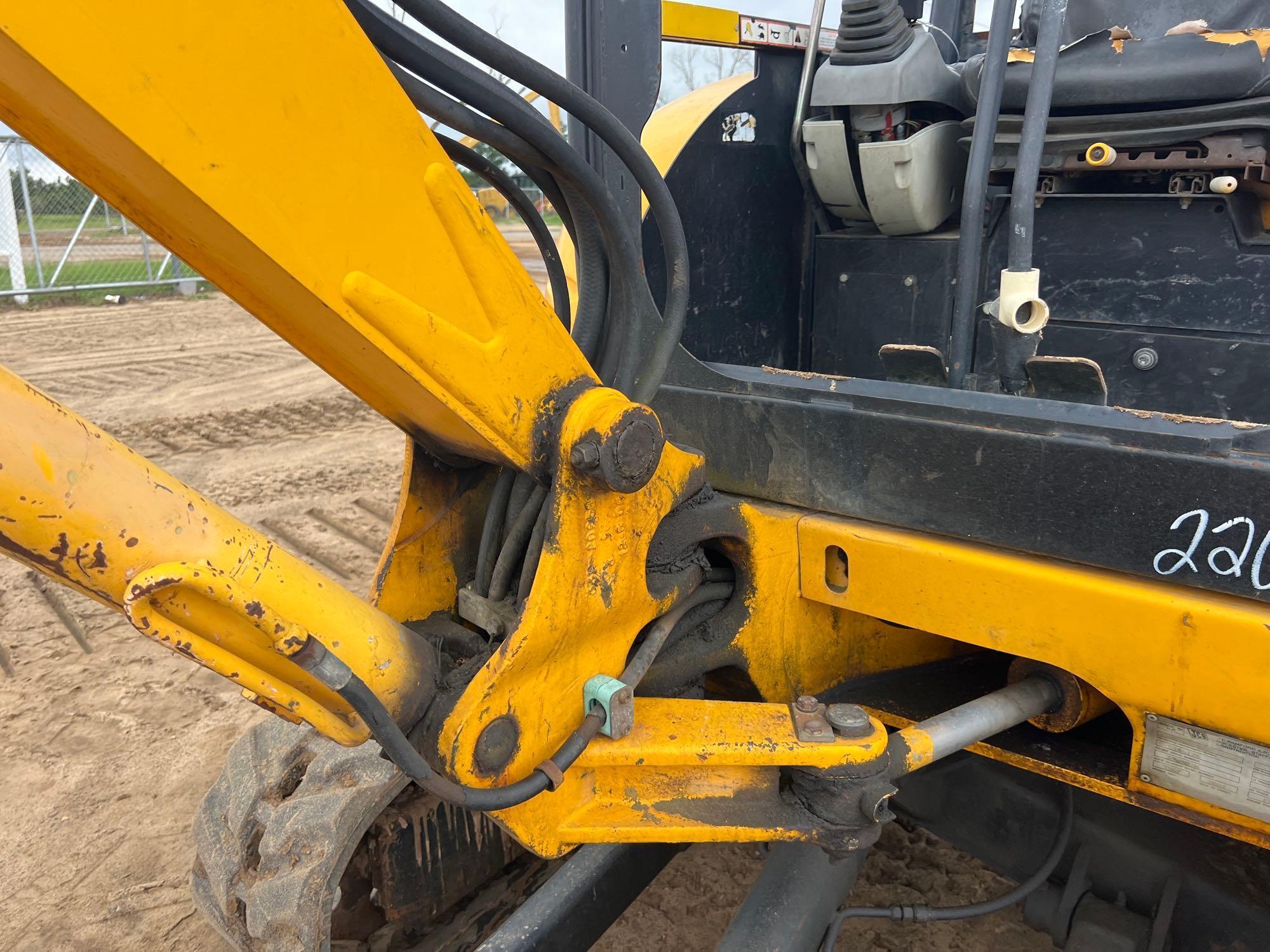 2004 JCB 8032ZTS