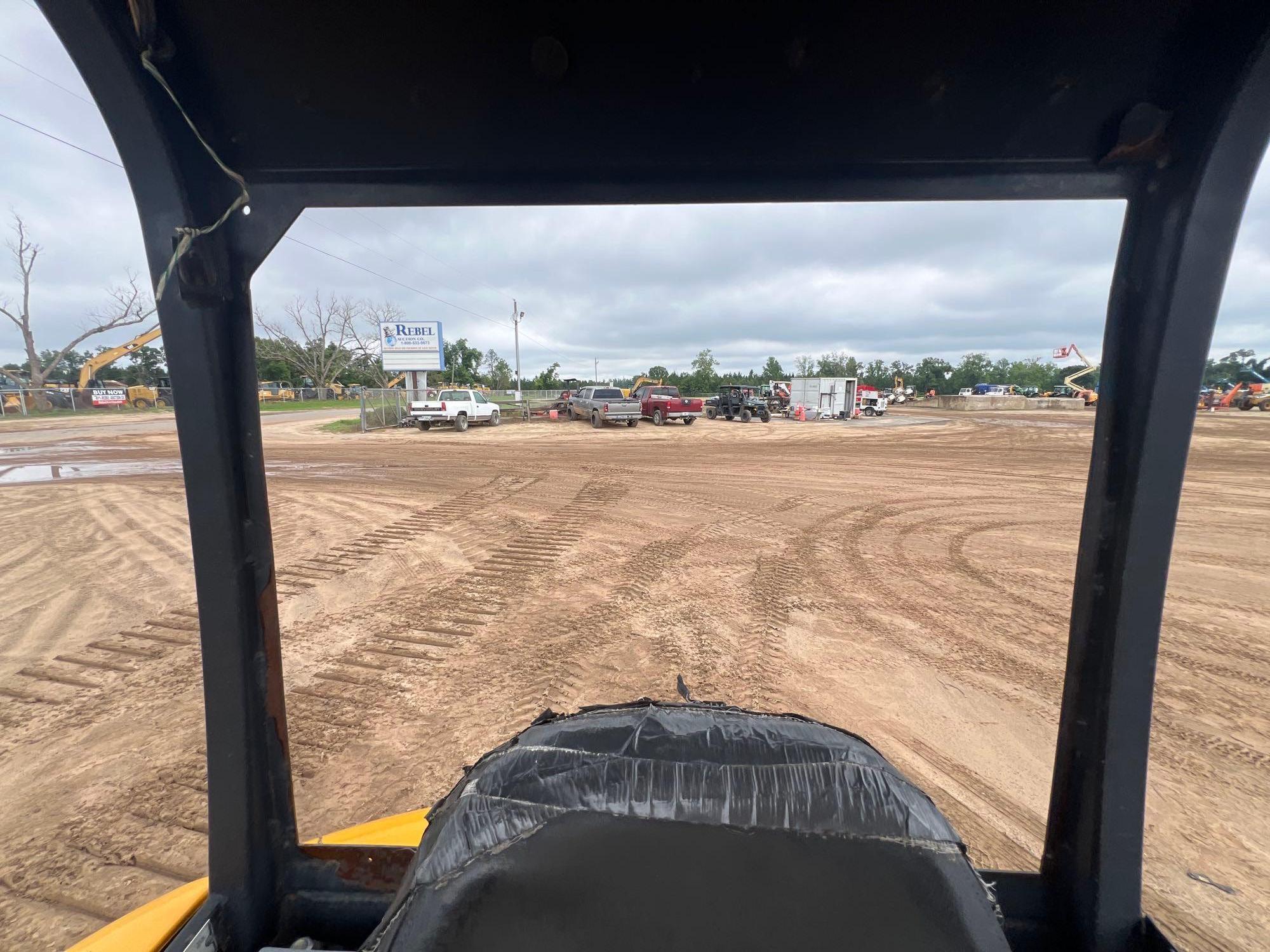 2004 JCB 8032ZTS