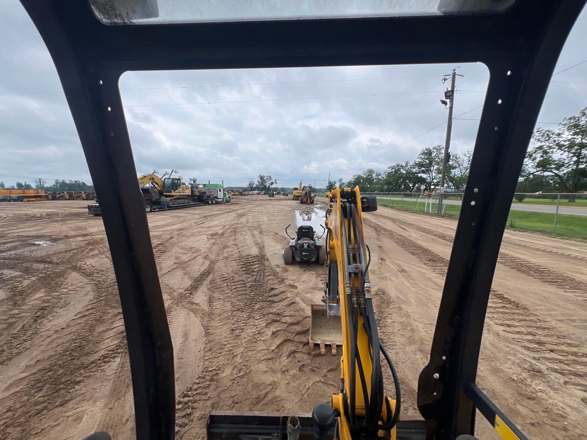 2004 JCB 8032ZTS