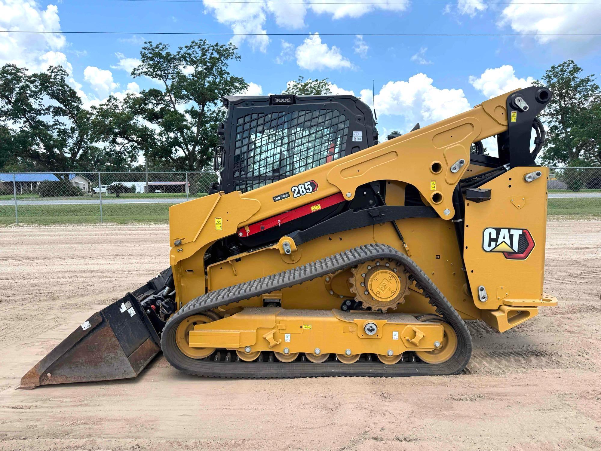 2025 Caterpillar 285