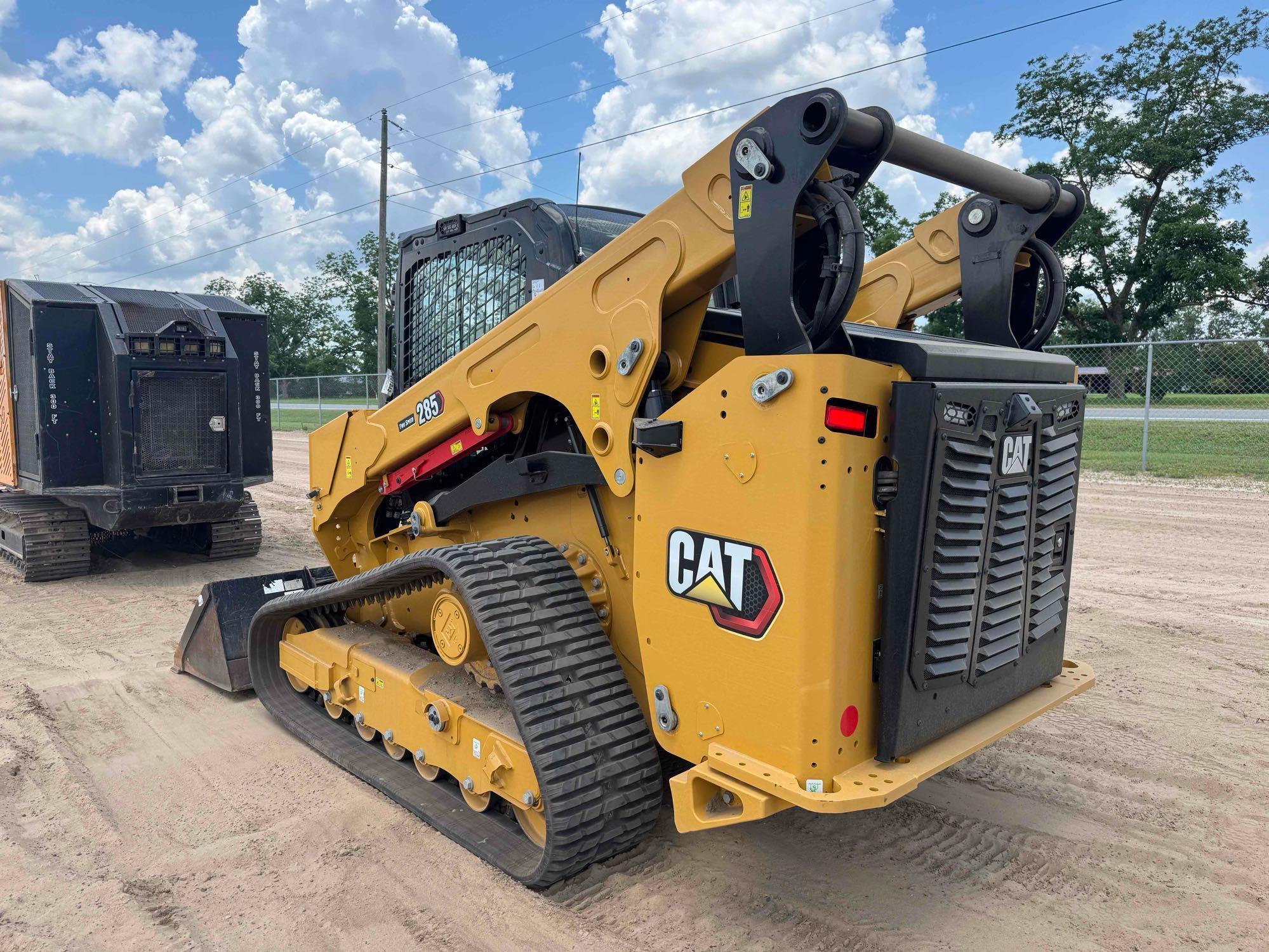 2025 Caterpillar 285