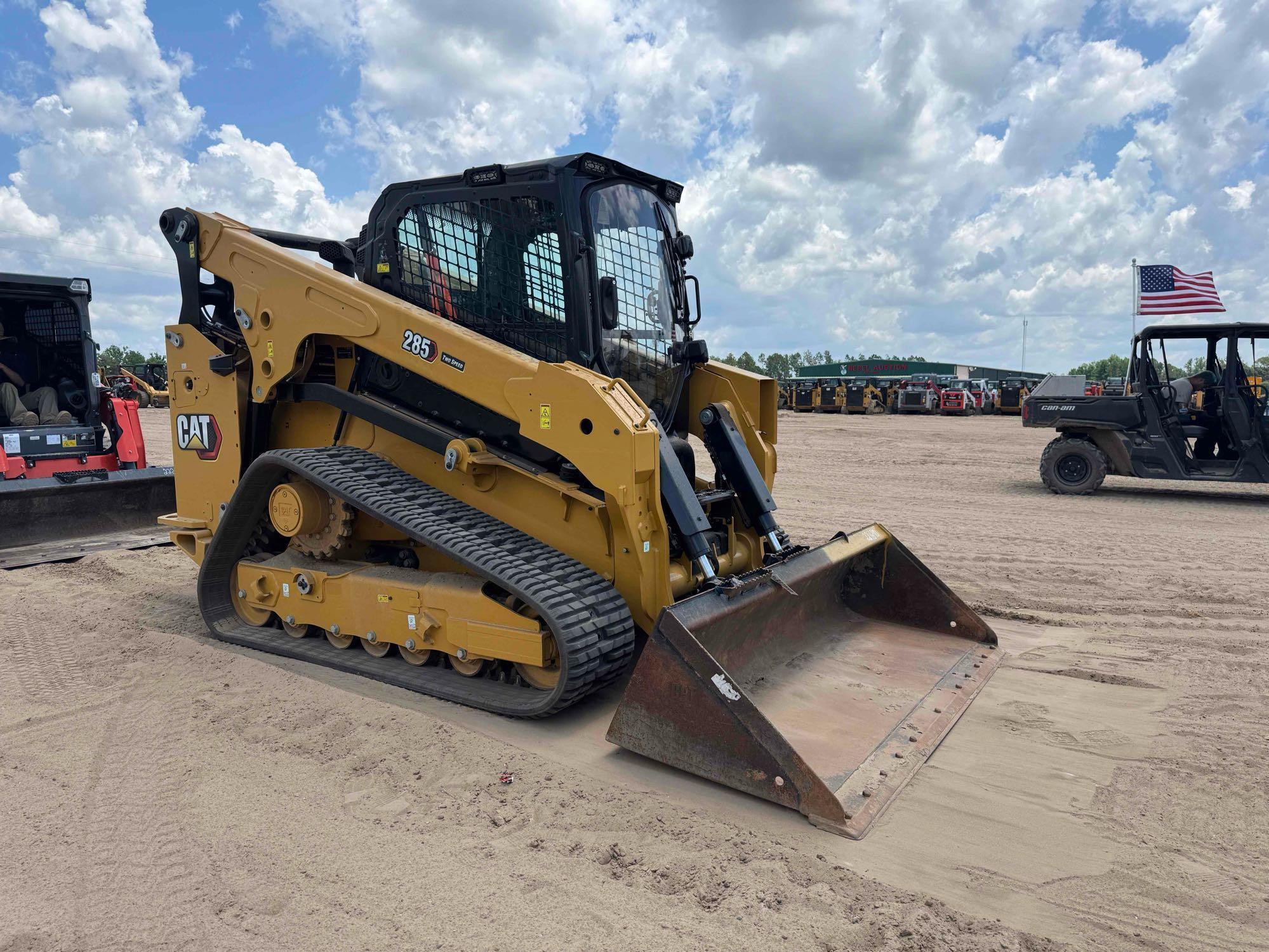 2025 Caterpillar 285