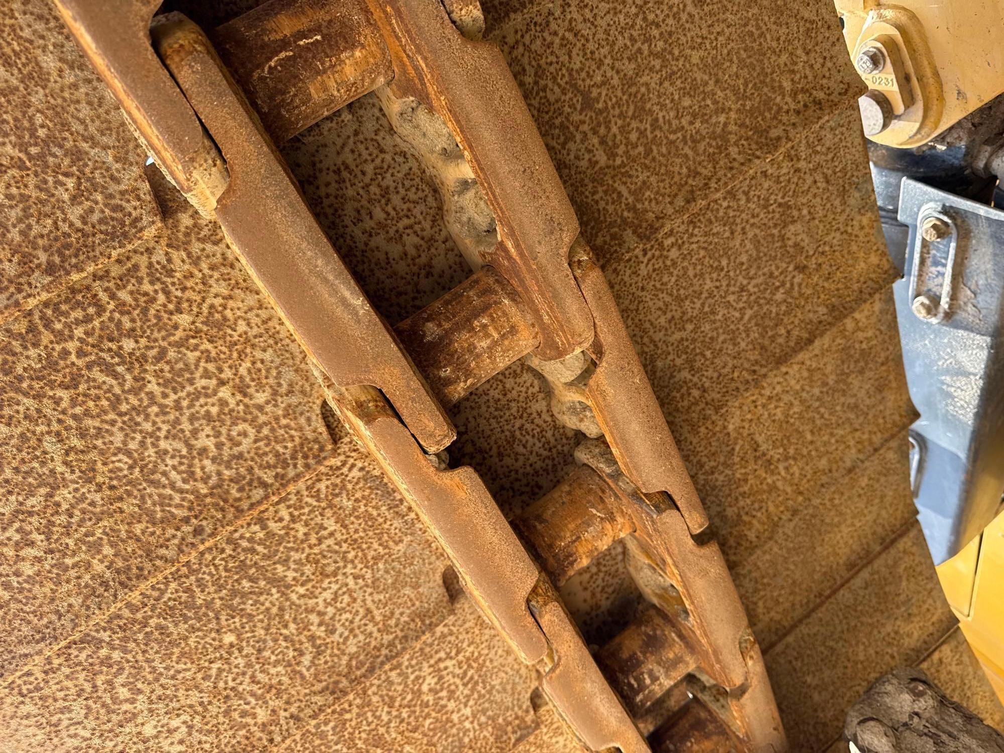 Caterpillar D6N LGP