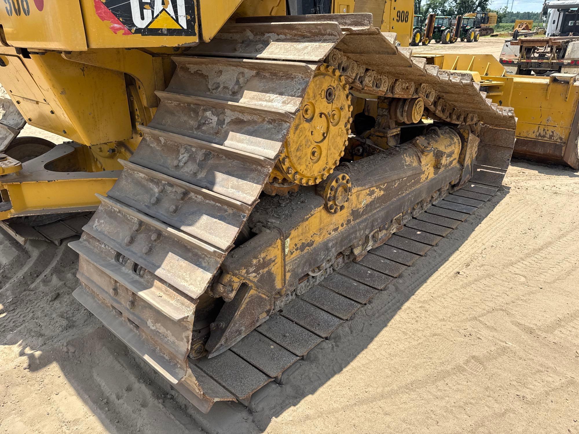 Caterpillar D6N LGP