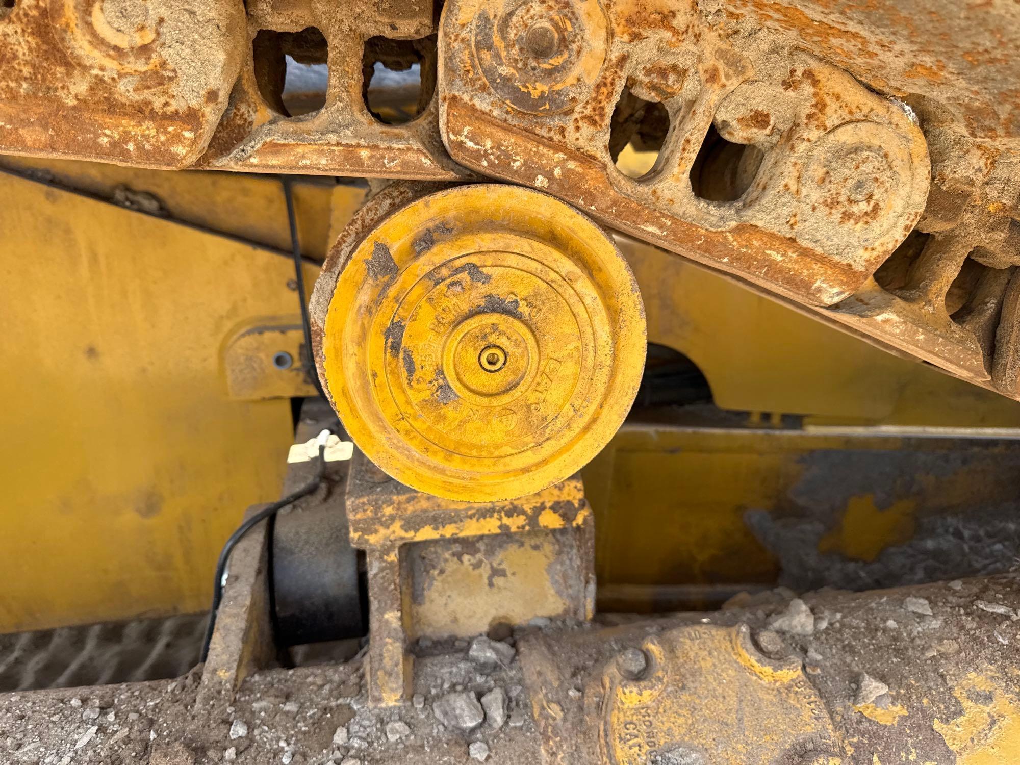 Caterpillar D6N LGP