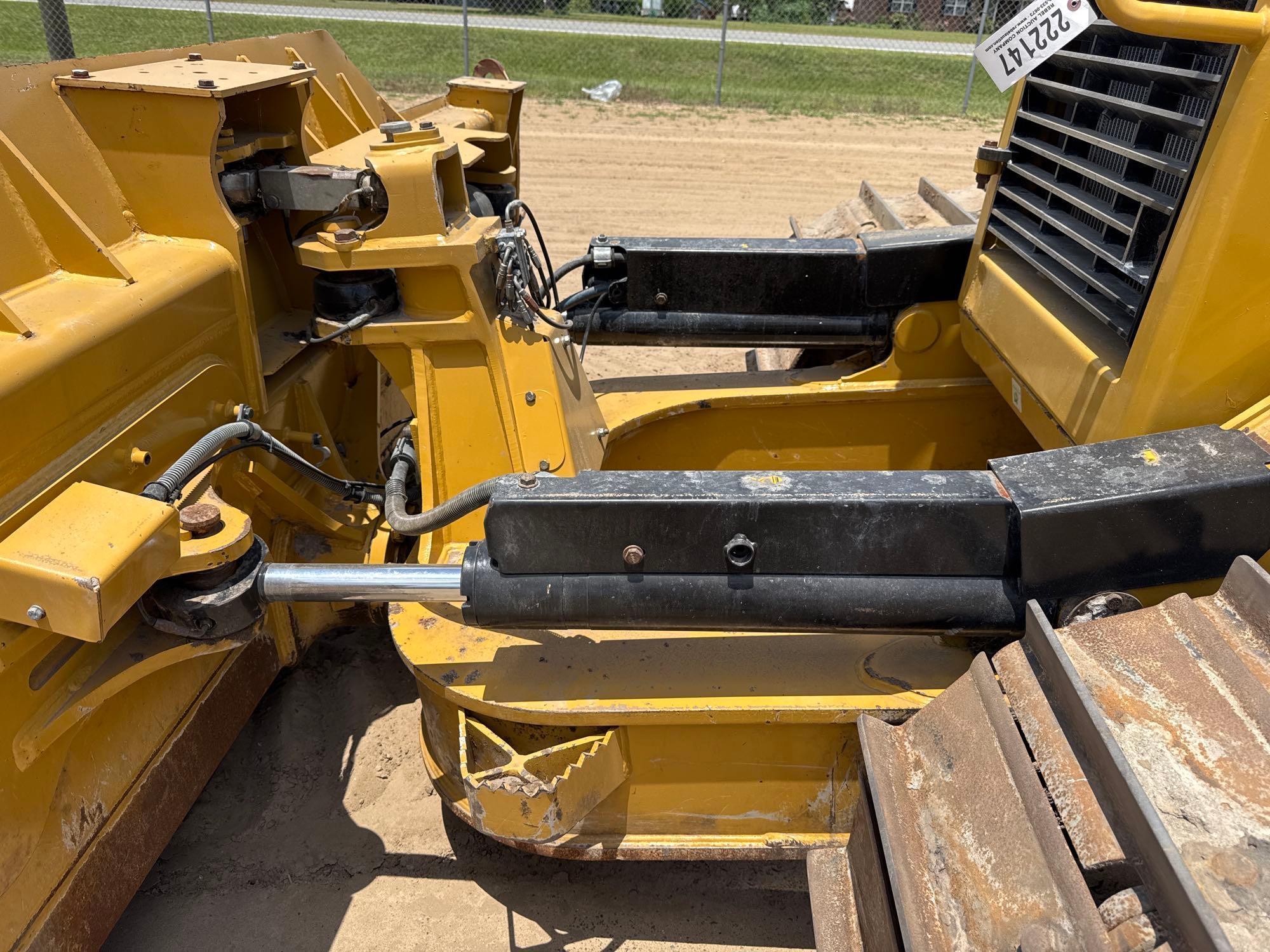 Caterpillar D6N LGP