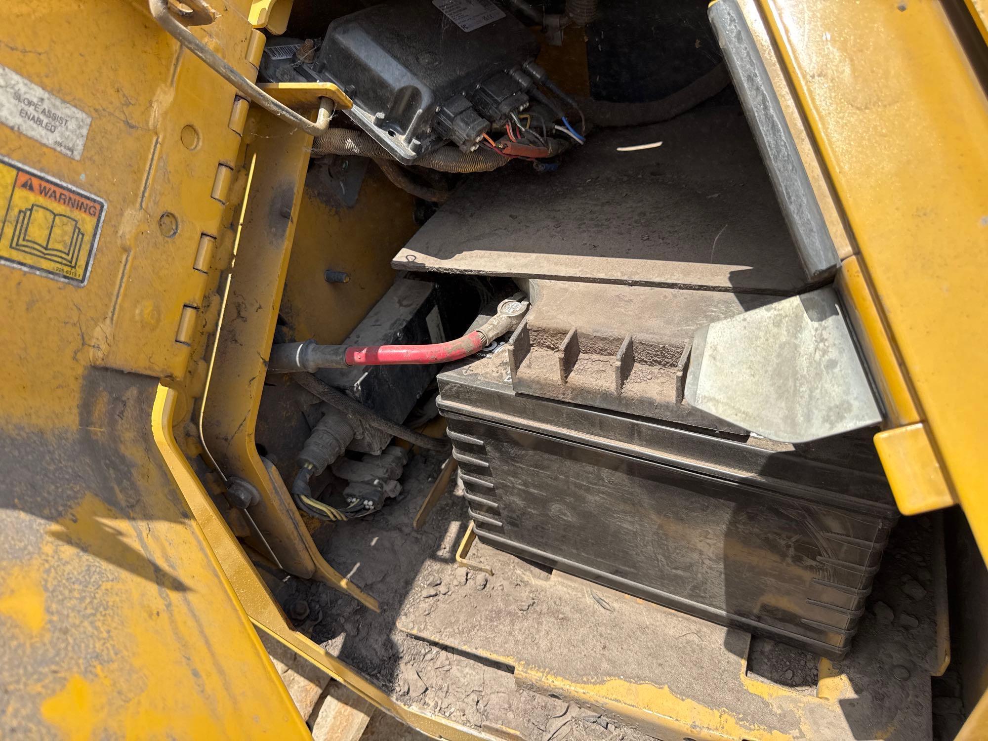 Caterpillar D6N LGP