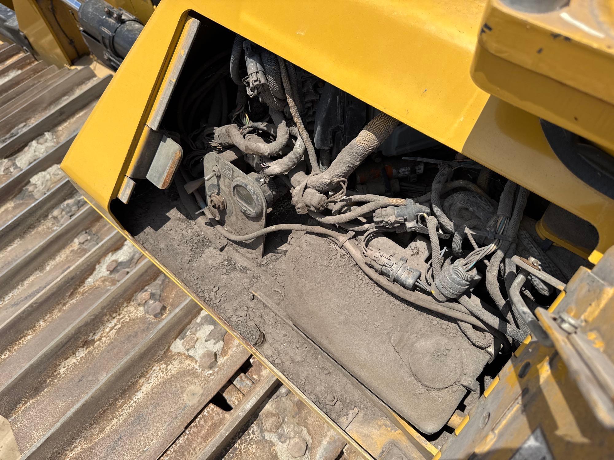 Caterpillar D6N LGP