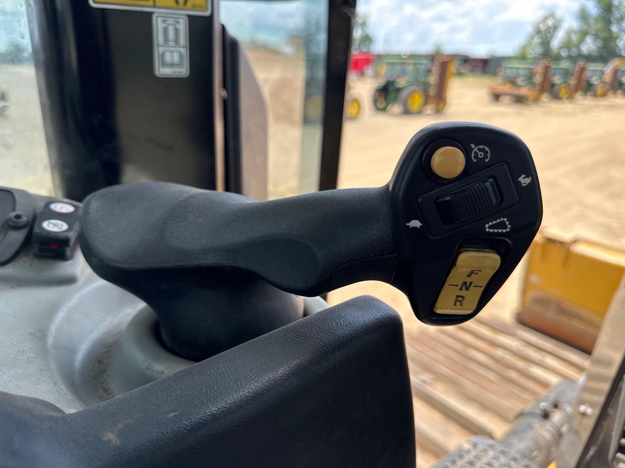 Caterpillar D6N LGP