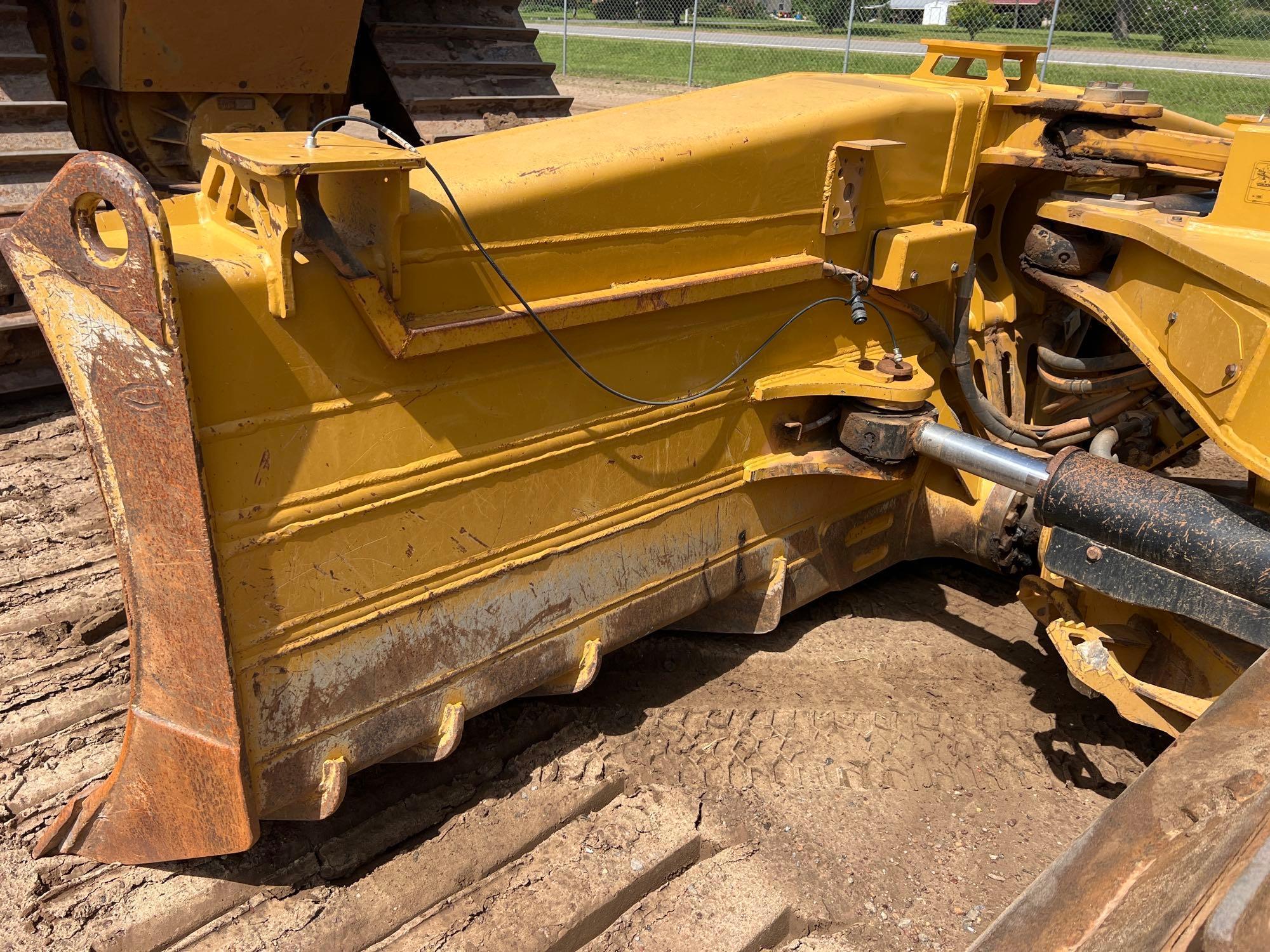 2022 Caterpillar D6T LGP