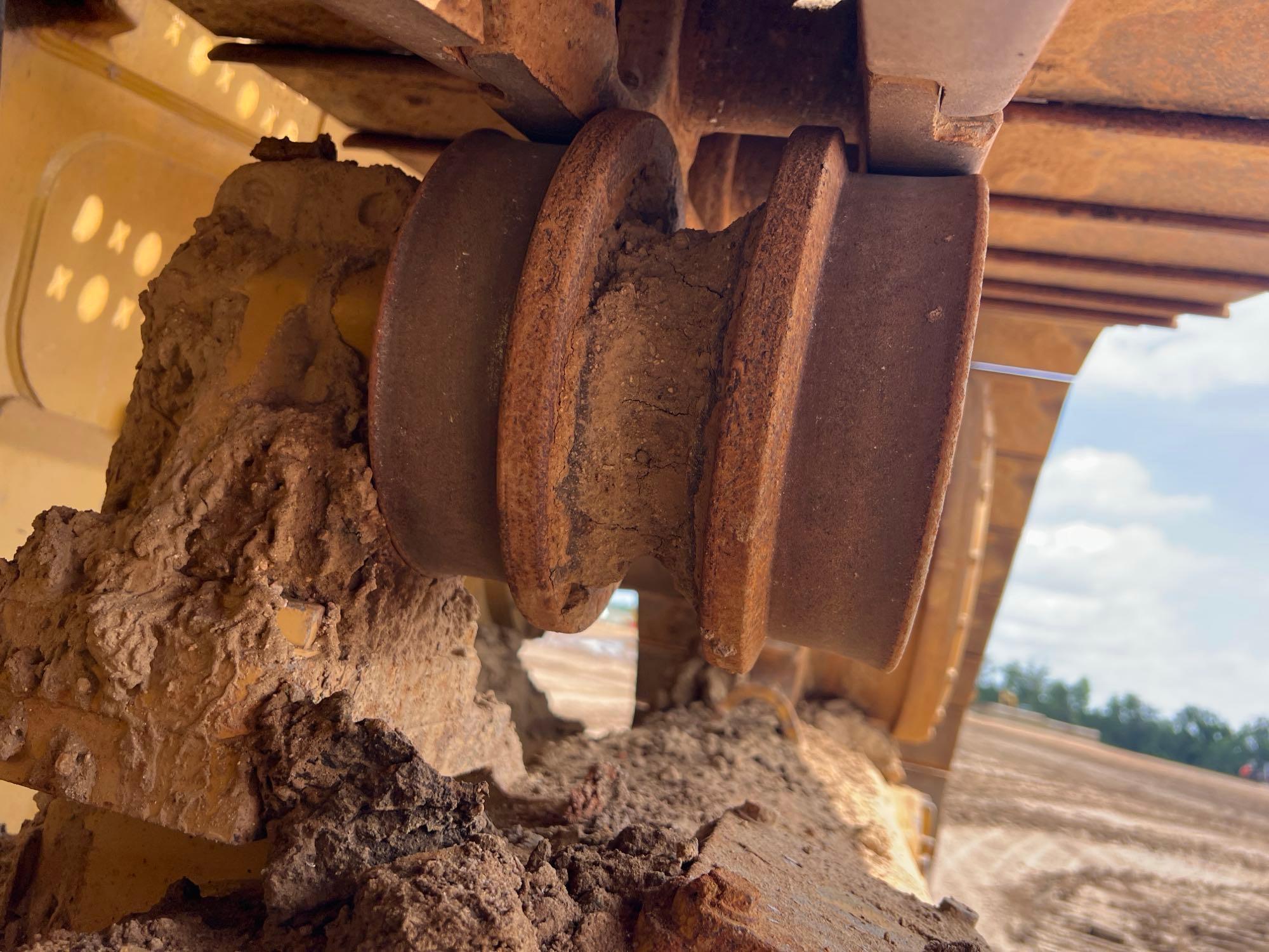 2022 Caterpillar D6T LGP