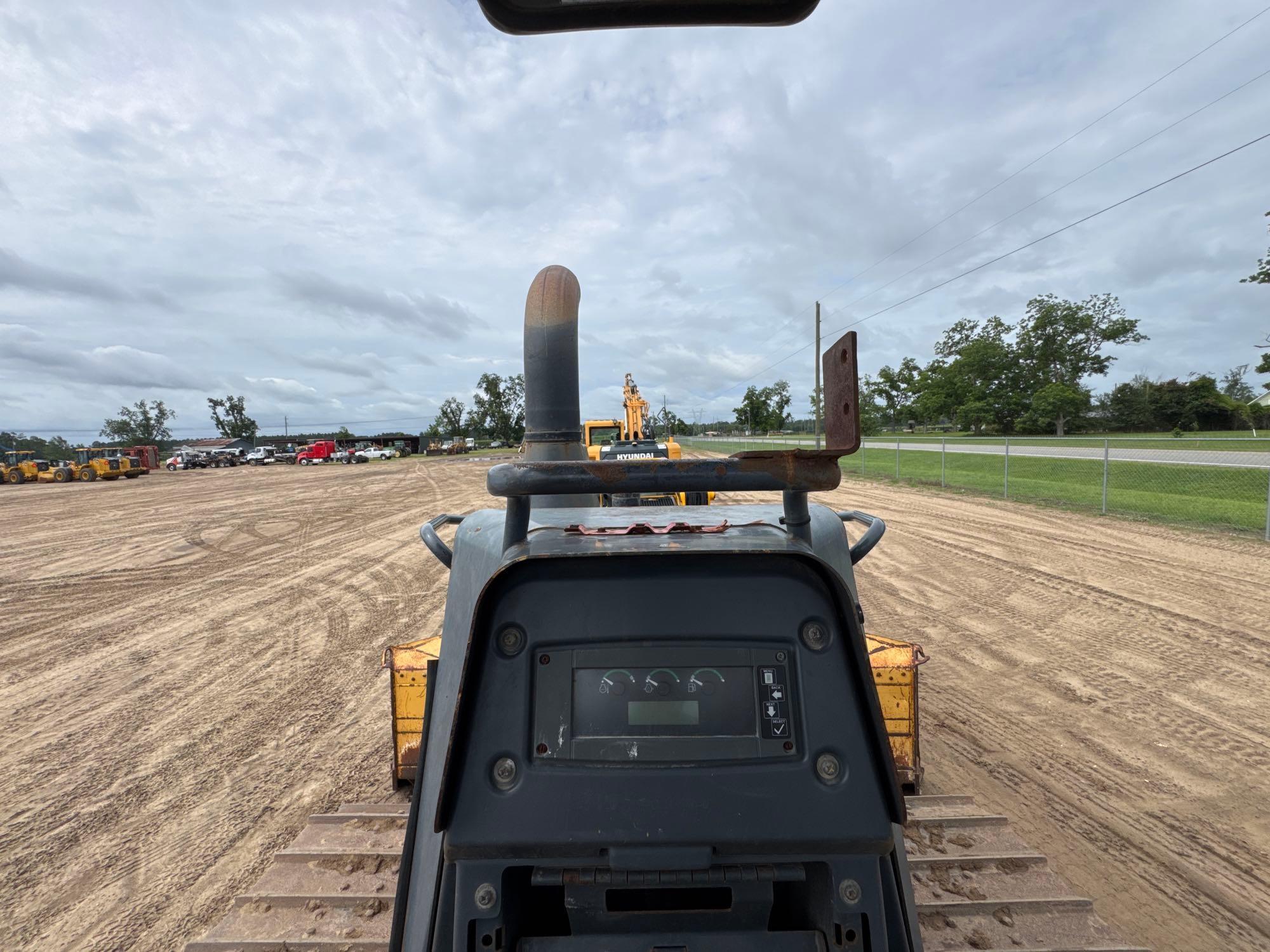 2016 John Deere 700K
