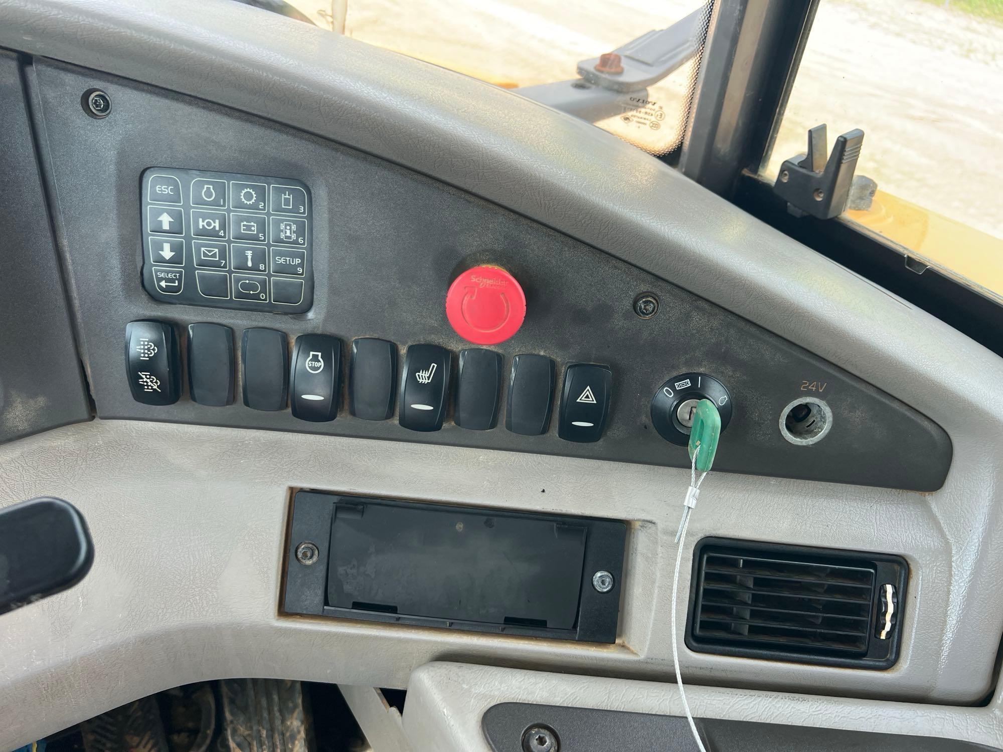 Volvo A40
