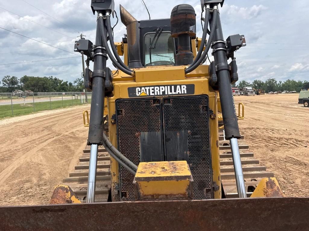 Caterpillar D6T XL