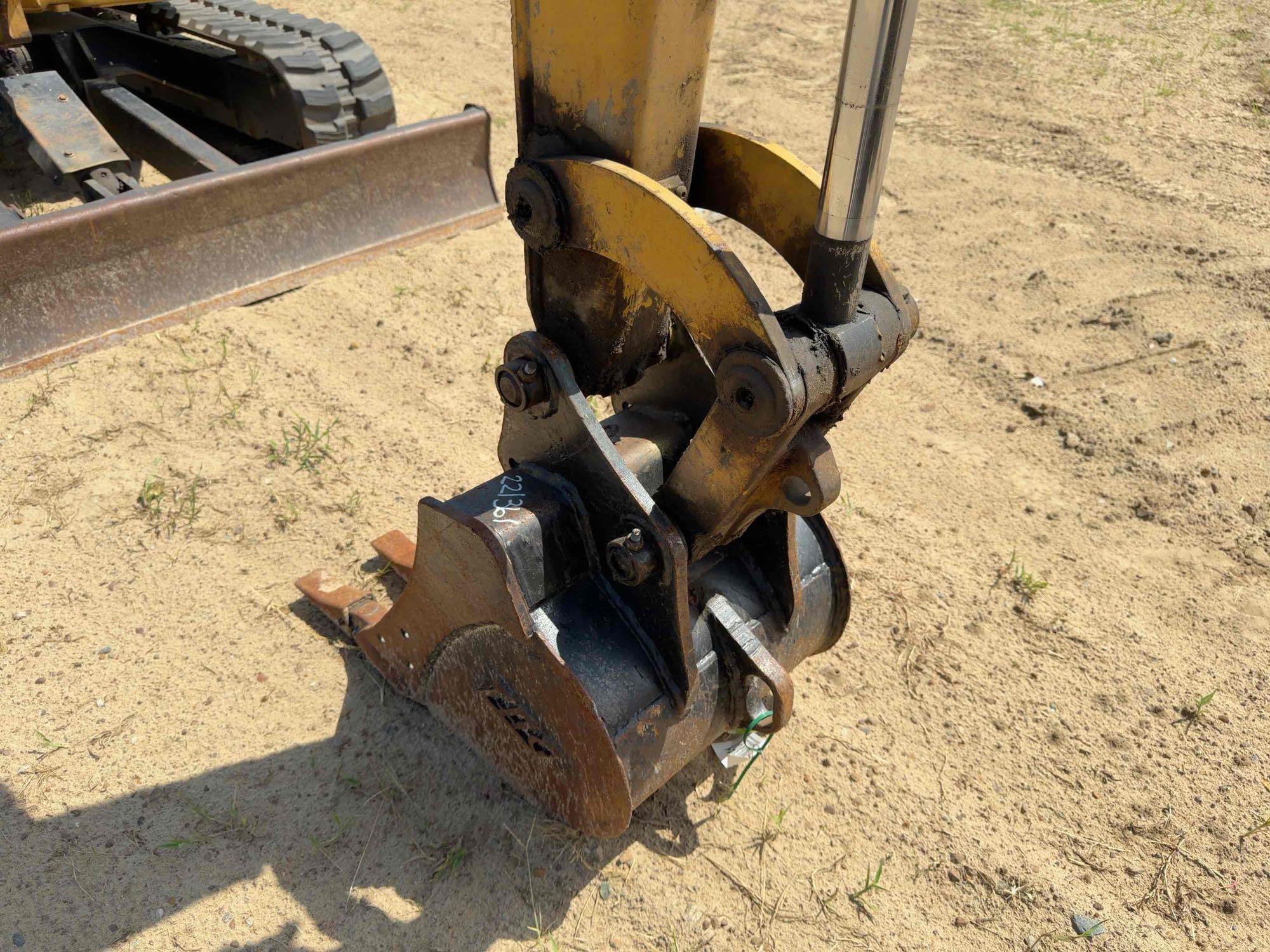 Caterpillar 304