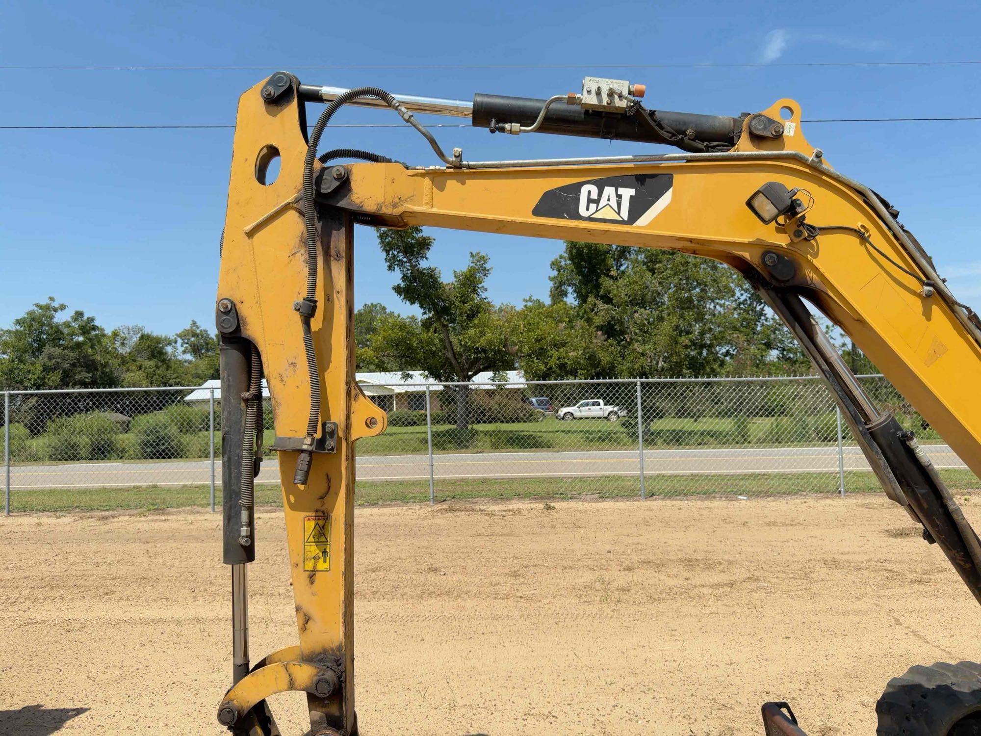 Caterpillar 304