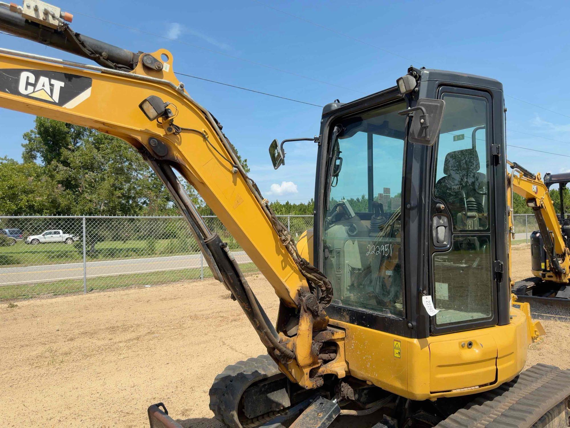 Caterpillar 304