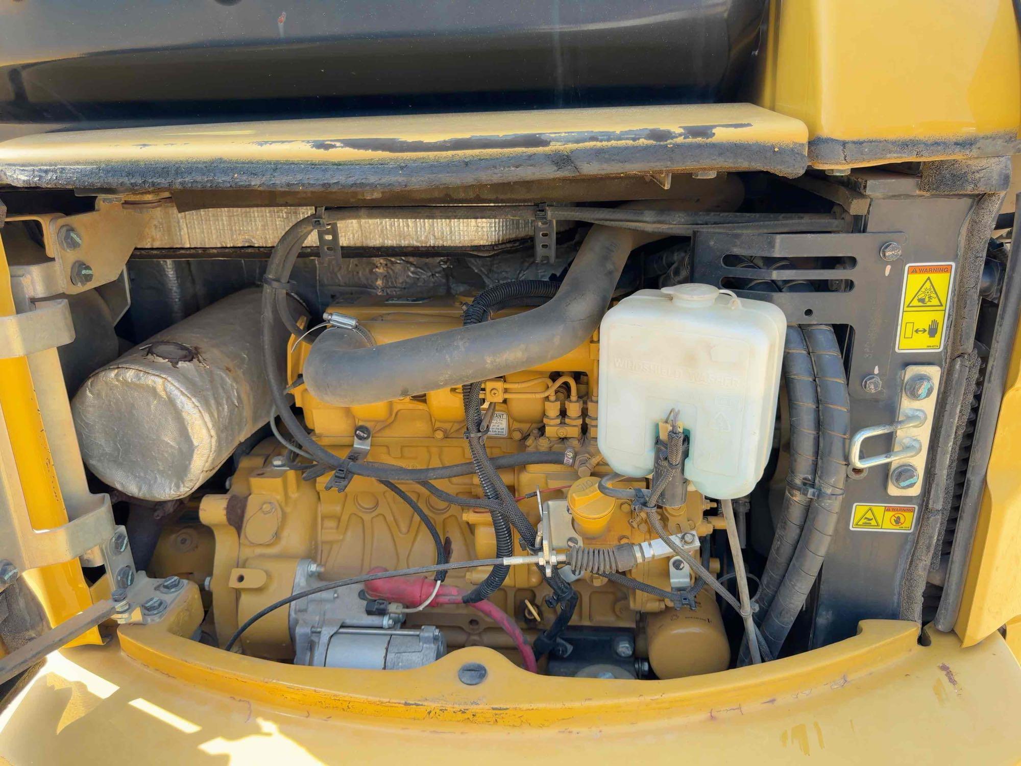 Caterpillar 304