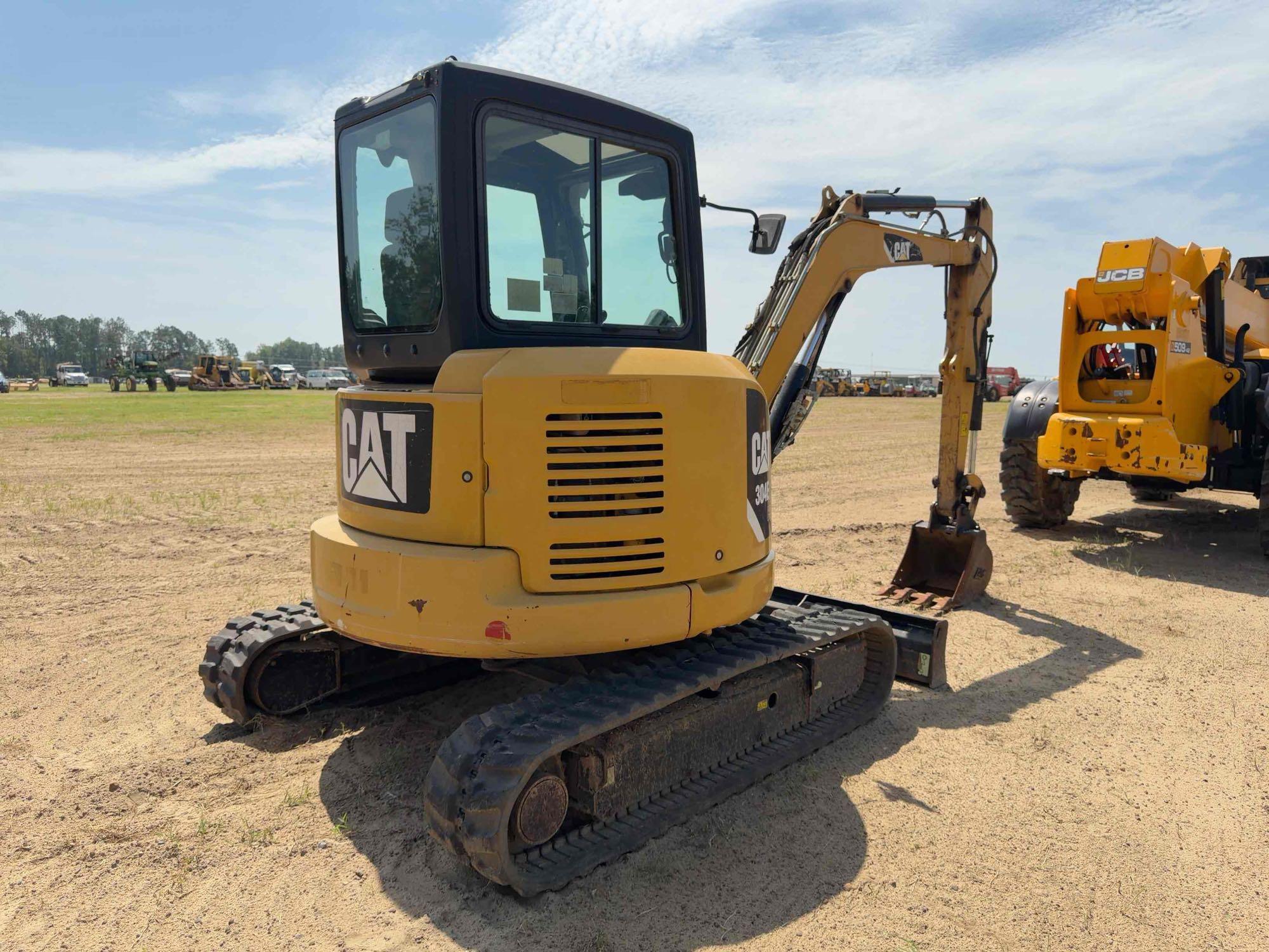 Caterpillar 304