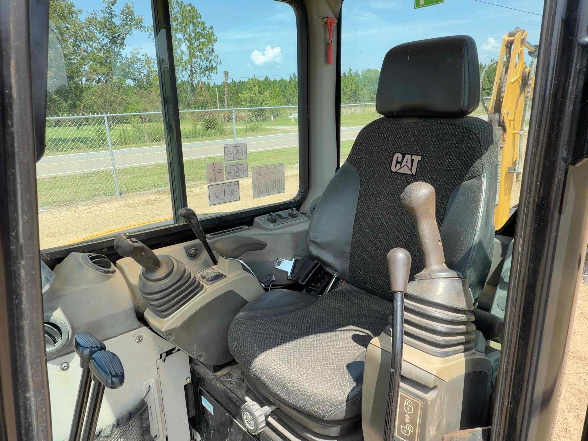 Caterpillar 304