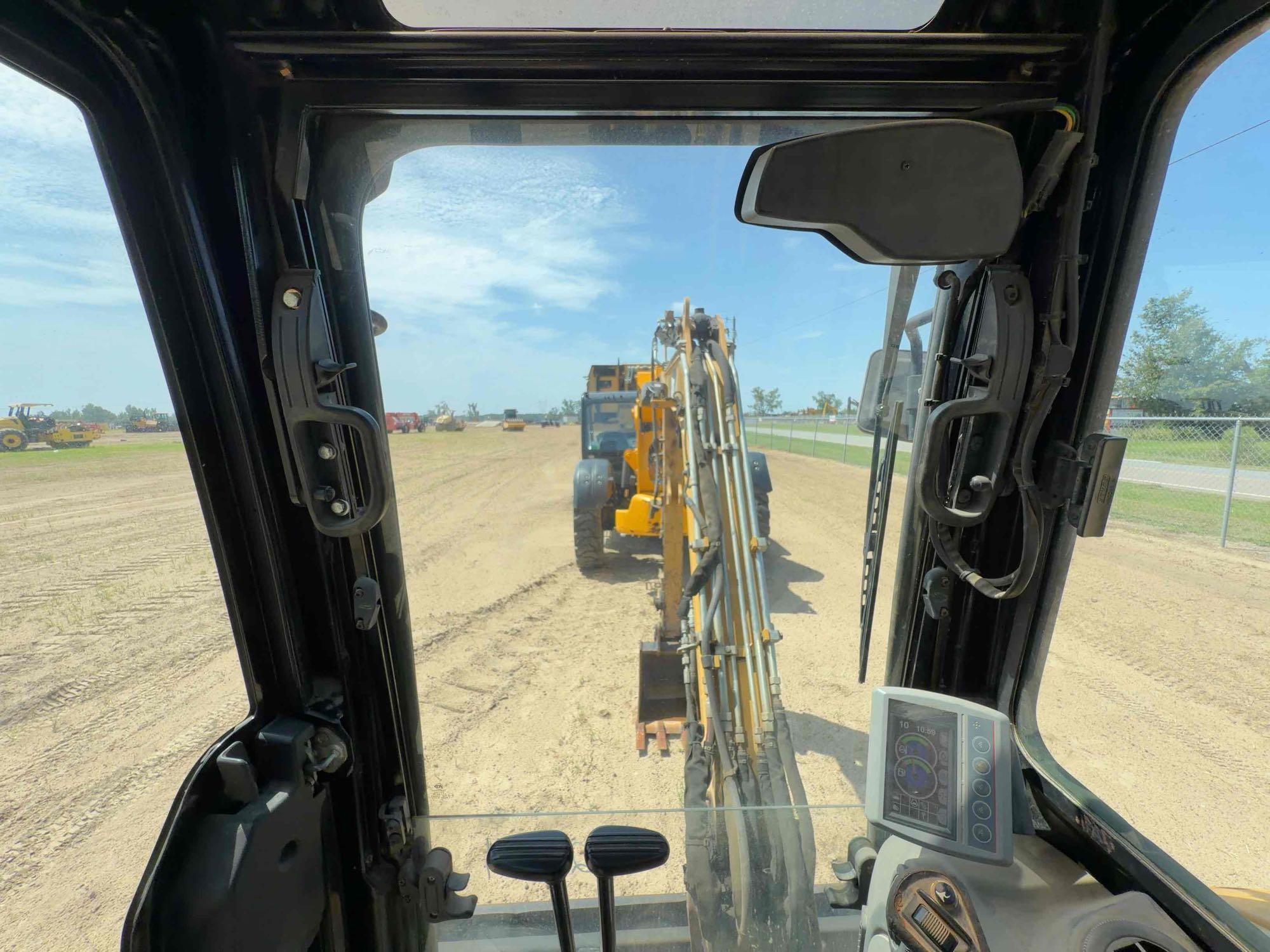 Caterpillar 304