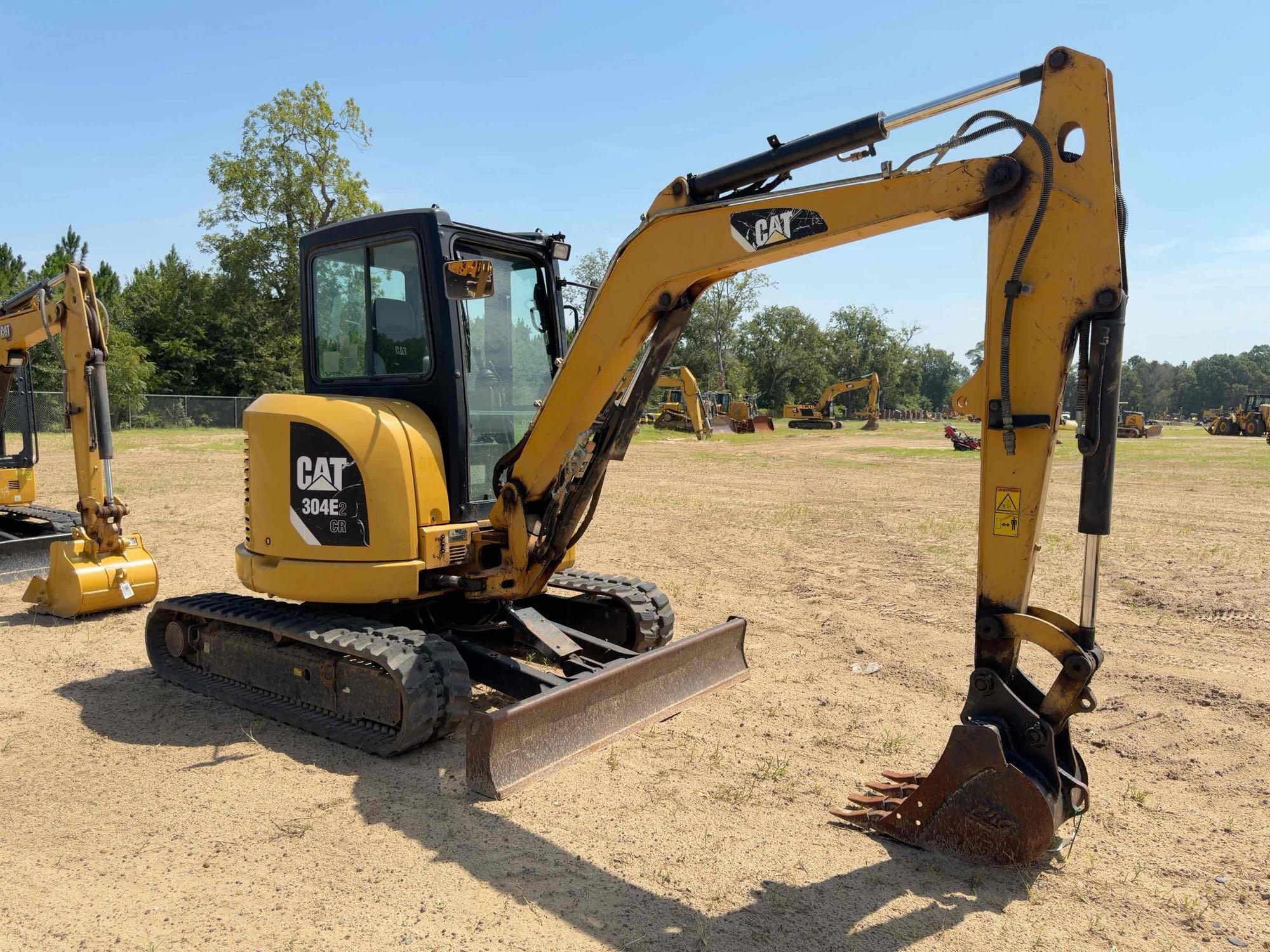 Caterpillar 304