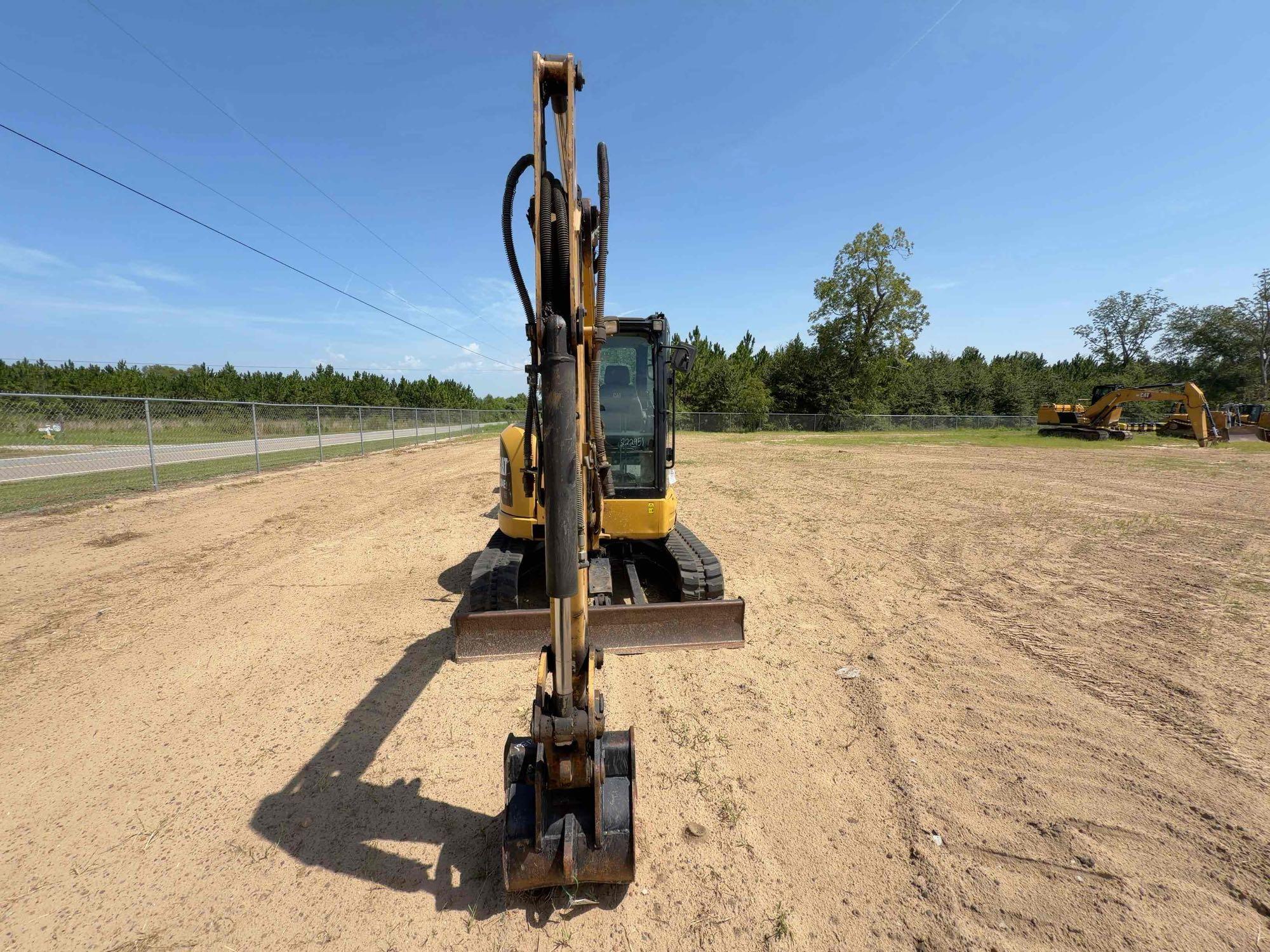 Caterpillar 304