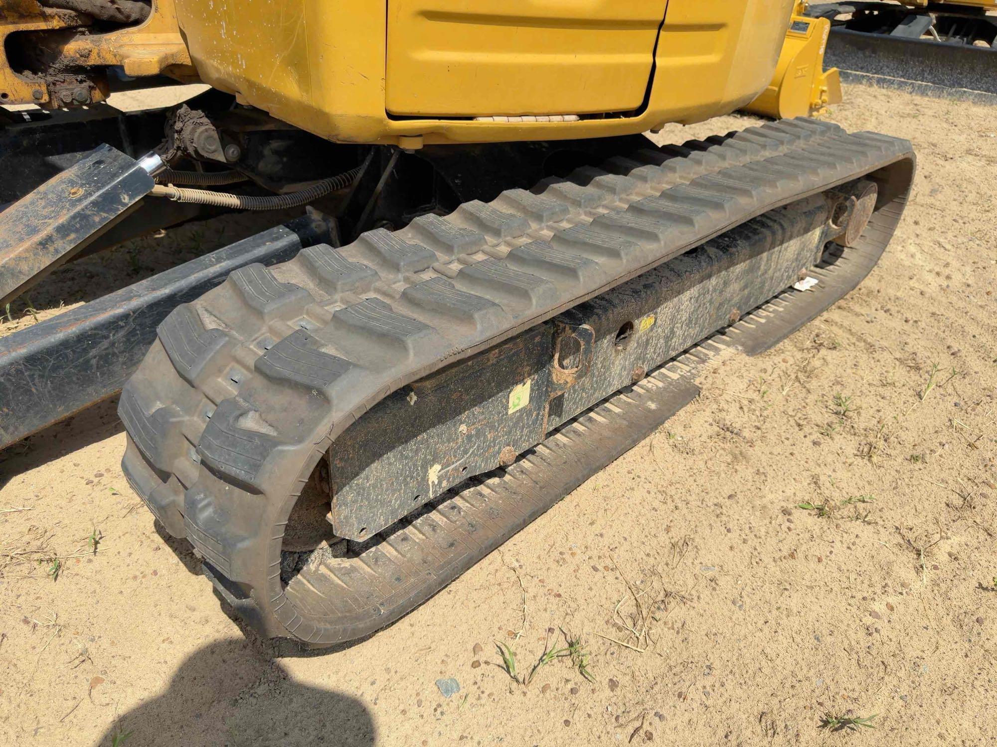 Caterpillar 304