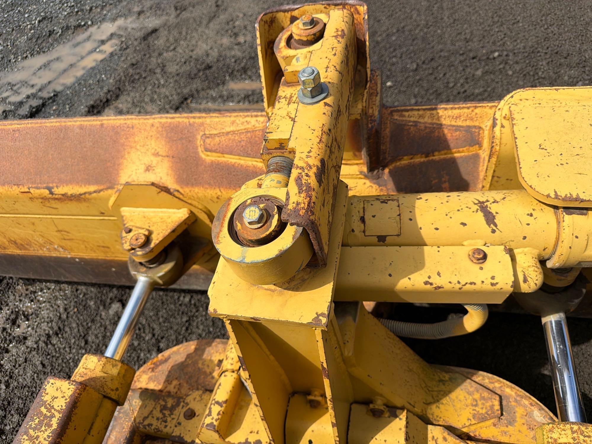 1998 Caterpillar D3C