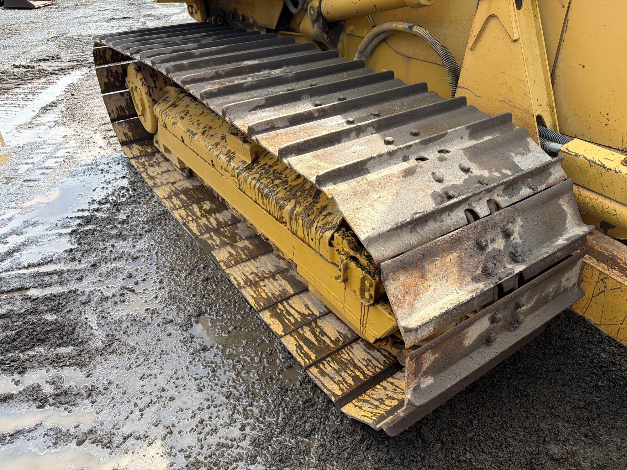 1998 Caterpillar D3C