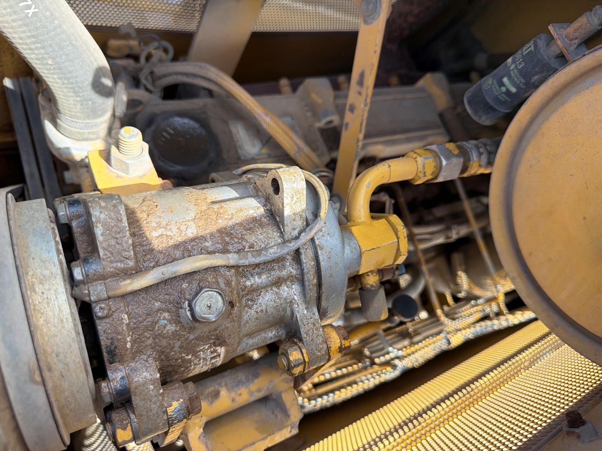 1998 Caterpillar D3C