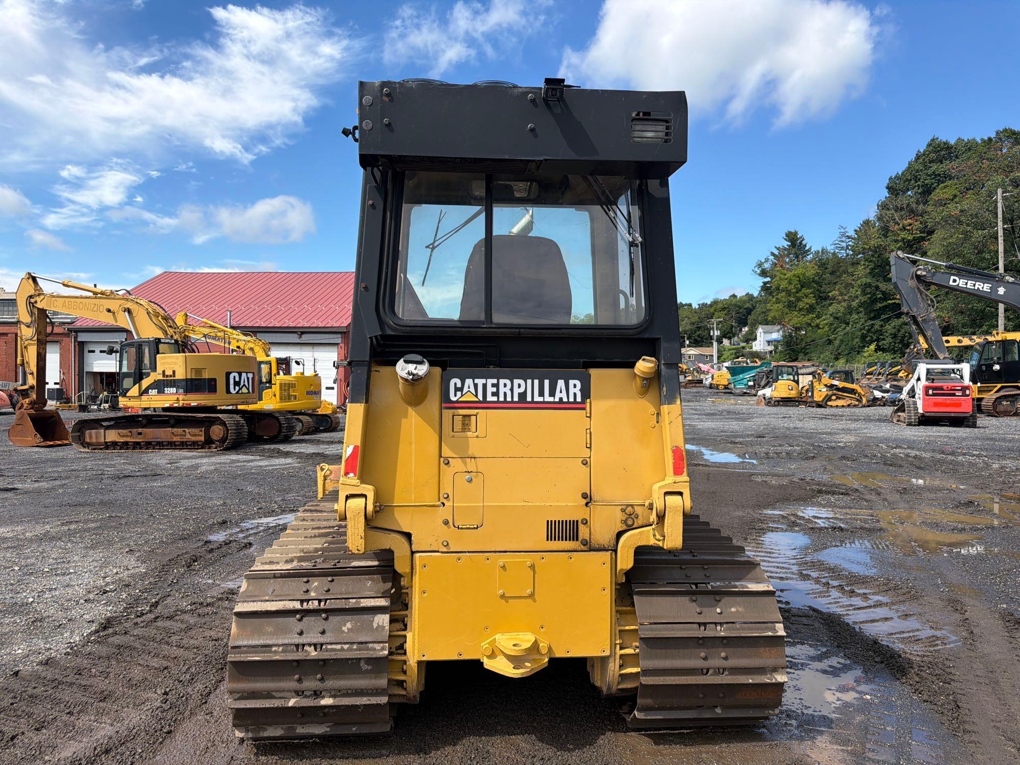 1998 Caterpillar D3C