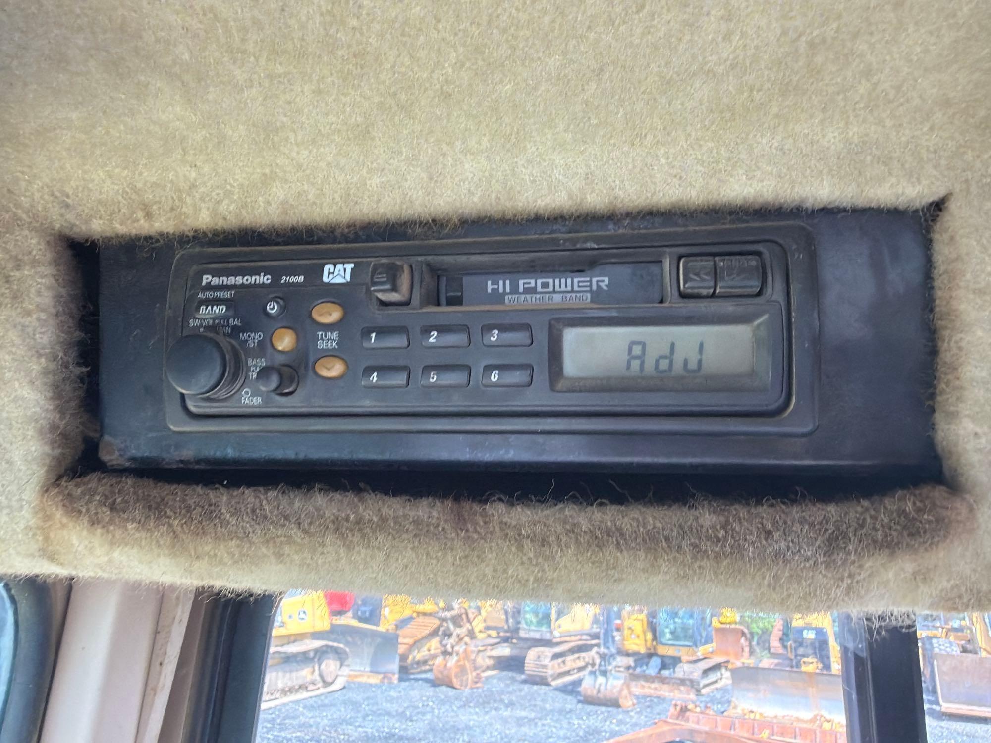1998 Caterpillar D3C
