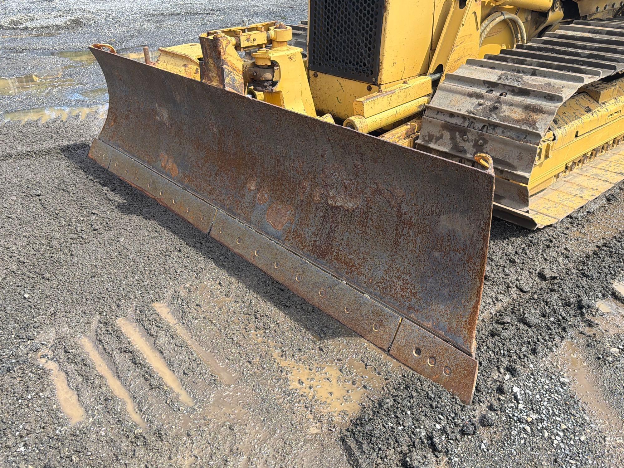 1998 Caterpillar D3C
