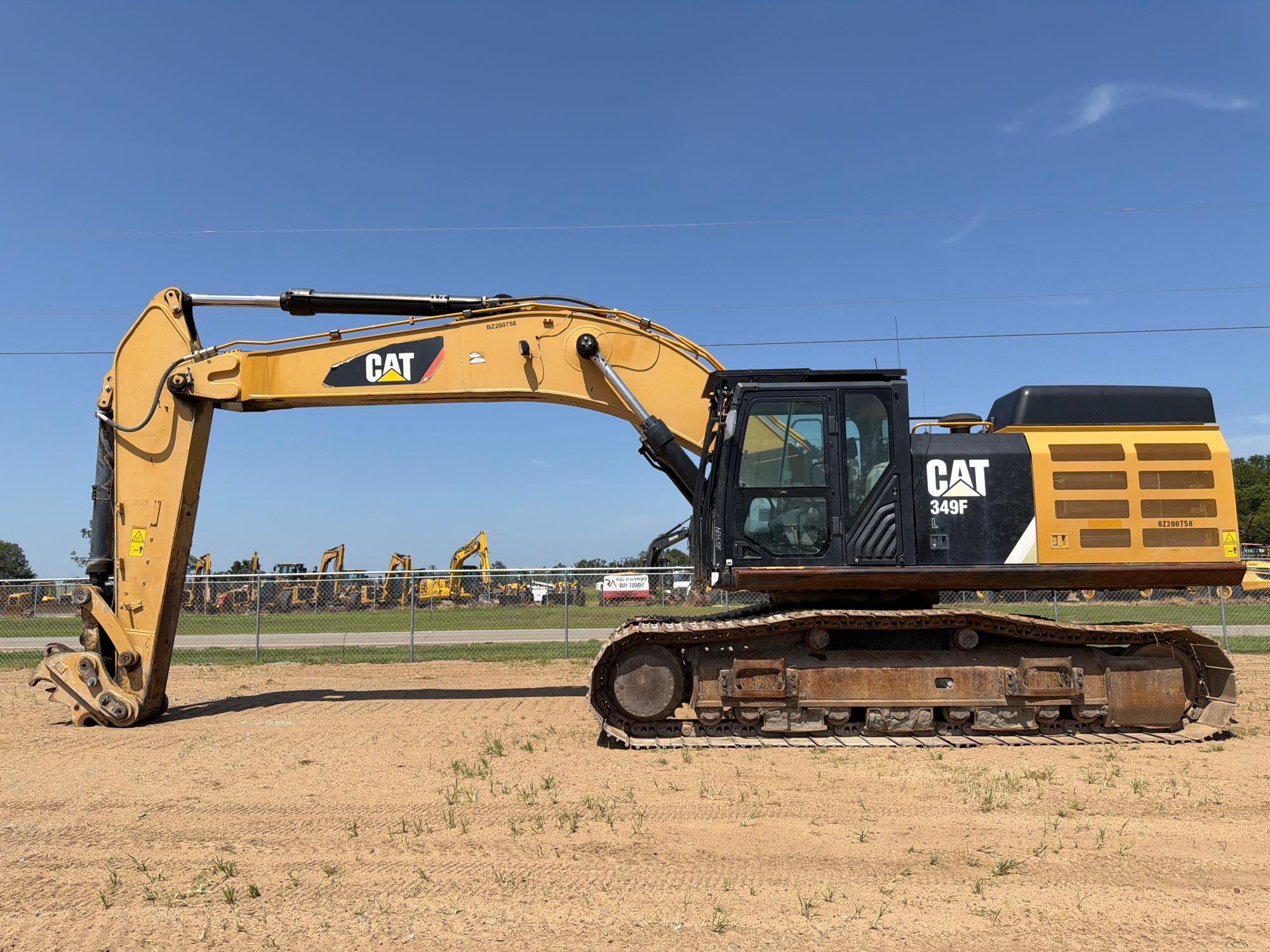 2016 Caterpillar 349F L