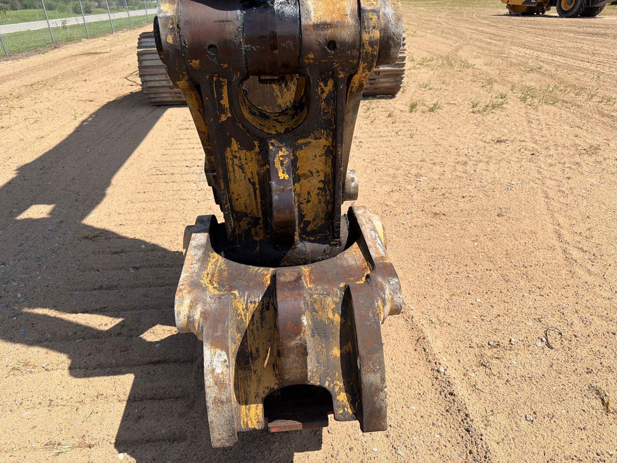 2016 Caterpillar 349FL