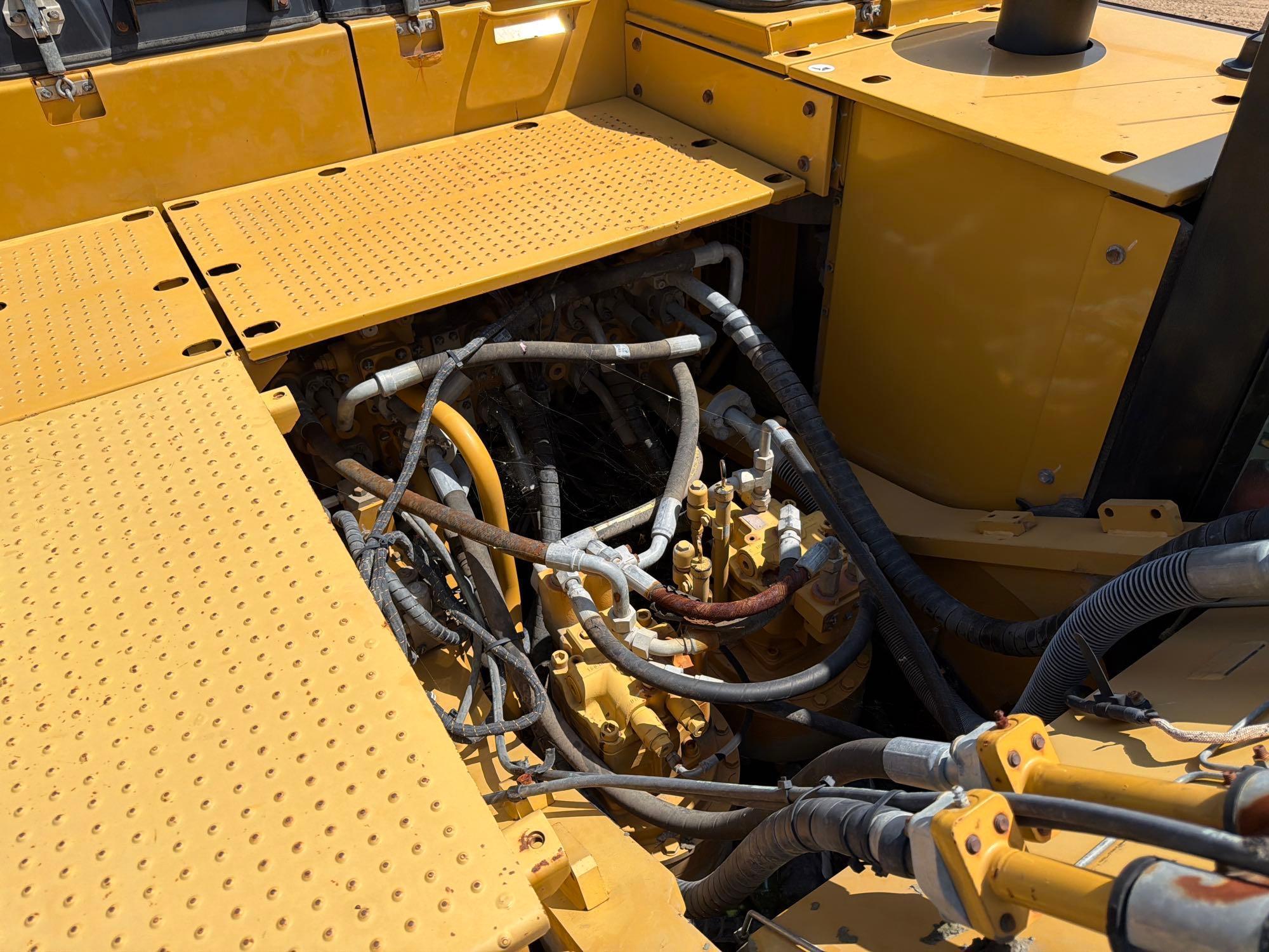 2016 Caterpillar 349F L