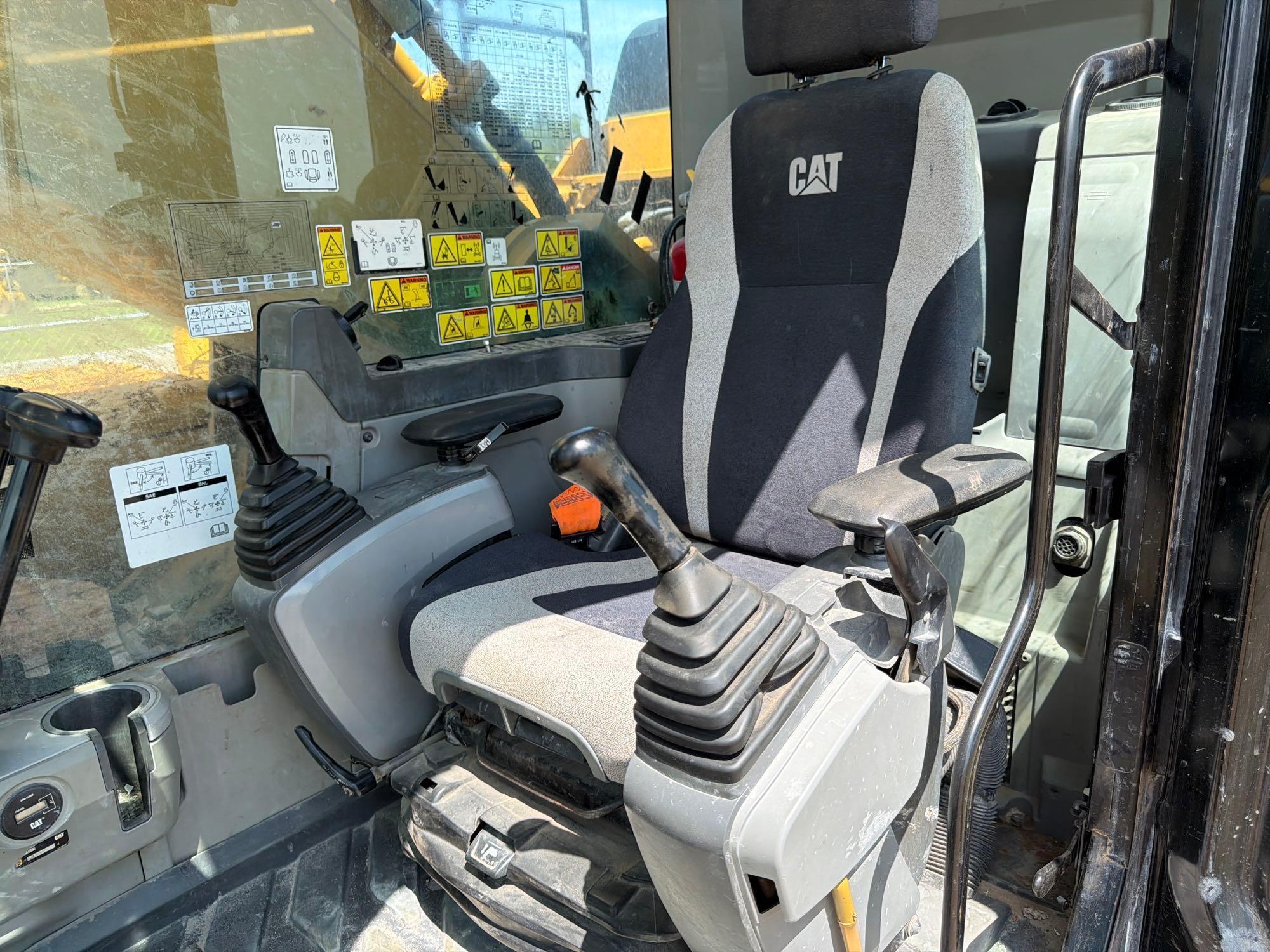 2016 Caterpillar 349F L