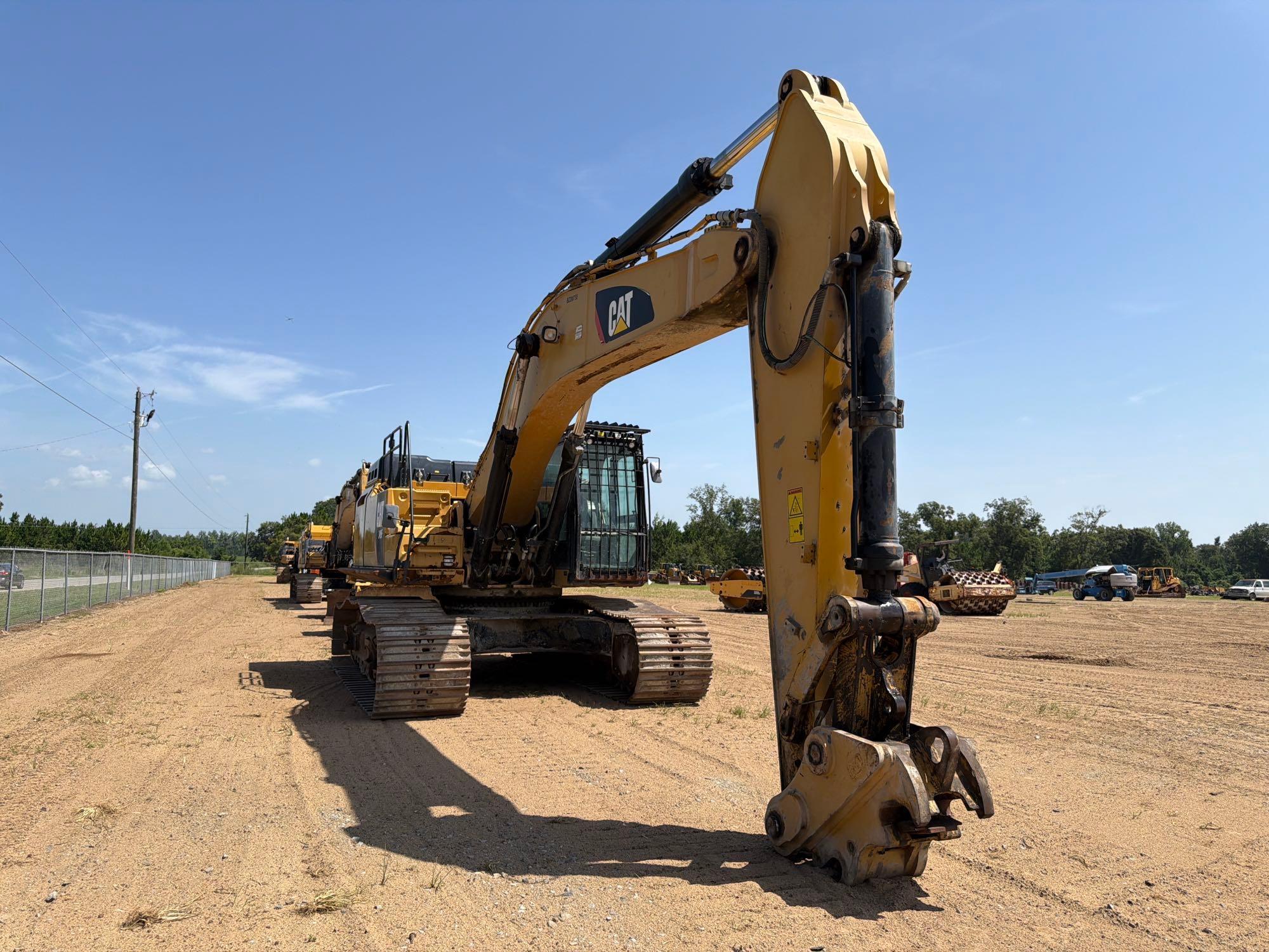 2016 Caterpillar 349F L
