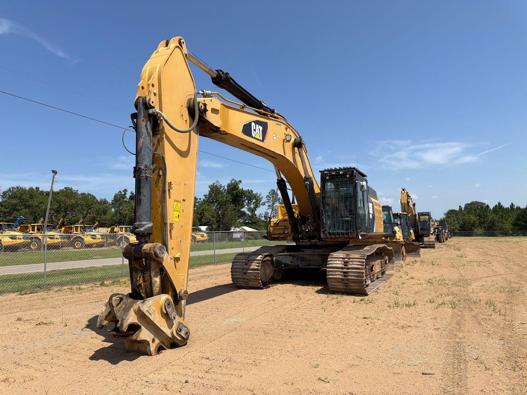 2016 Caterpillar 349F L
